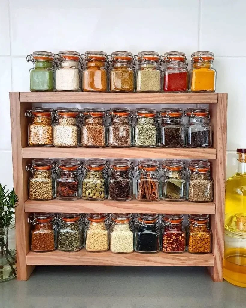 Etagère à épices - 40€