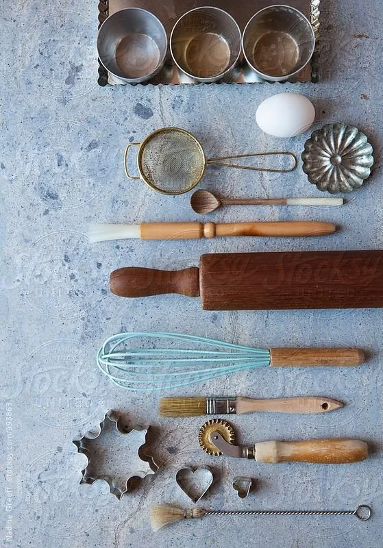 Ustensiles de pâtisserie - 80€ [ ou 2 parts de 40€ ] 