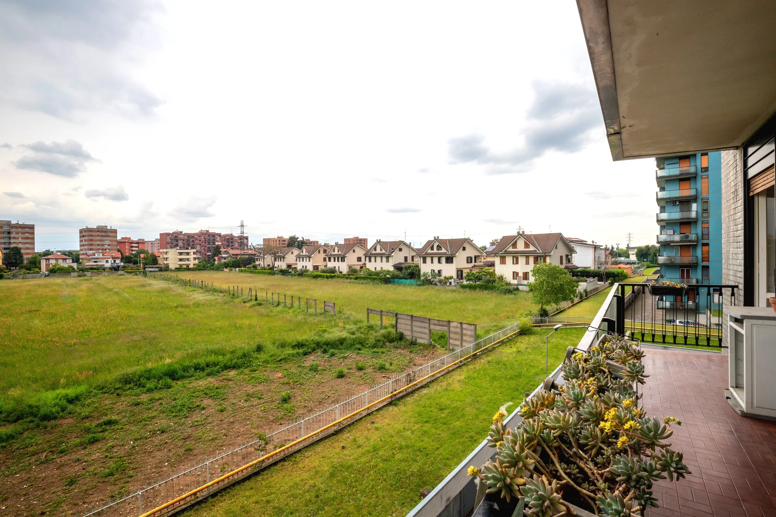 Casa Fontana-particolare terrazzo camere e bagno vista.JPG
