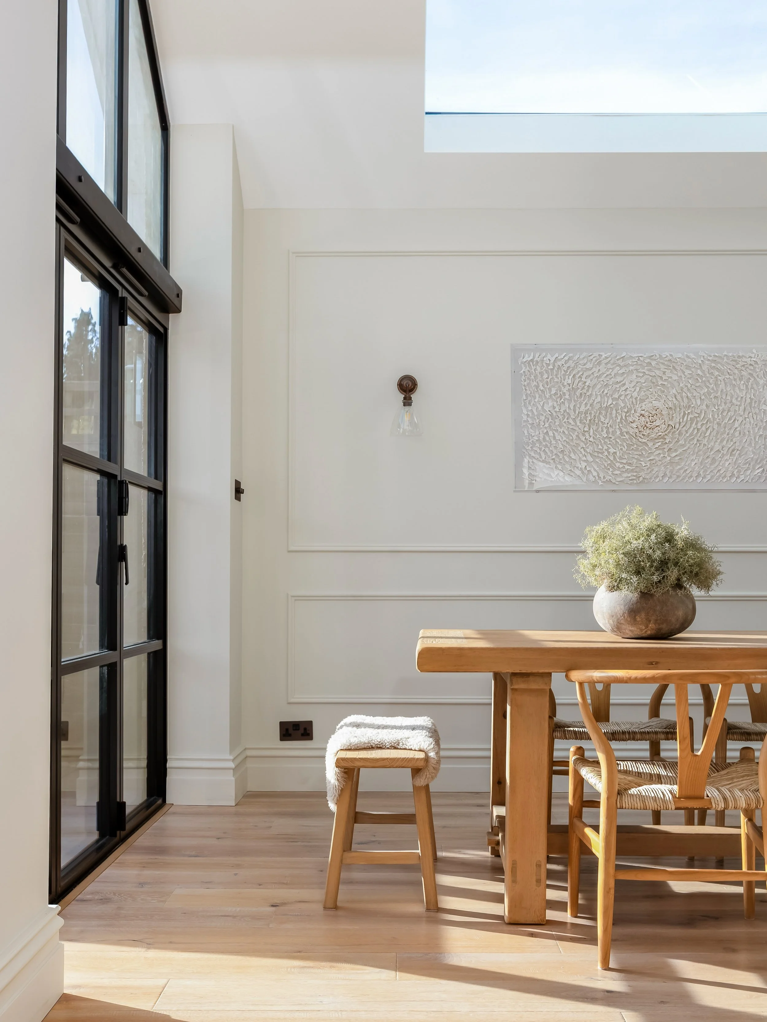 Colour Drenching

In most of our projects we love using just one colour on all walls and woodwork, sometimes the ceilings too.

This way of decorating just feels so elevated and also makes your spaces feel bigger as you don&rsquo;t see any &lsquo;whi