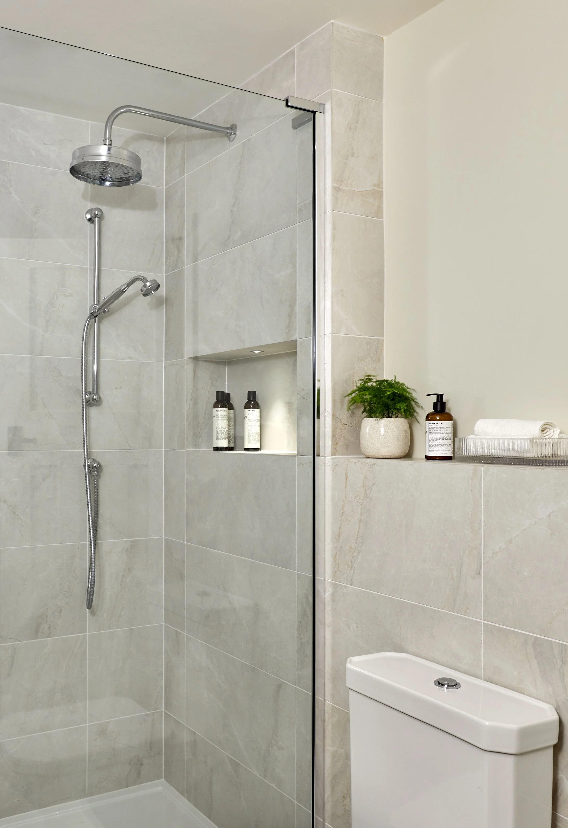 Interior Designer Leatherhead - ensuite