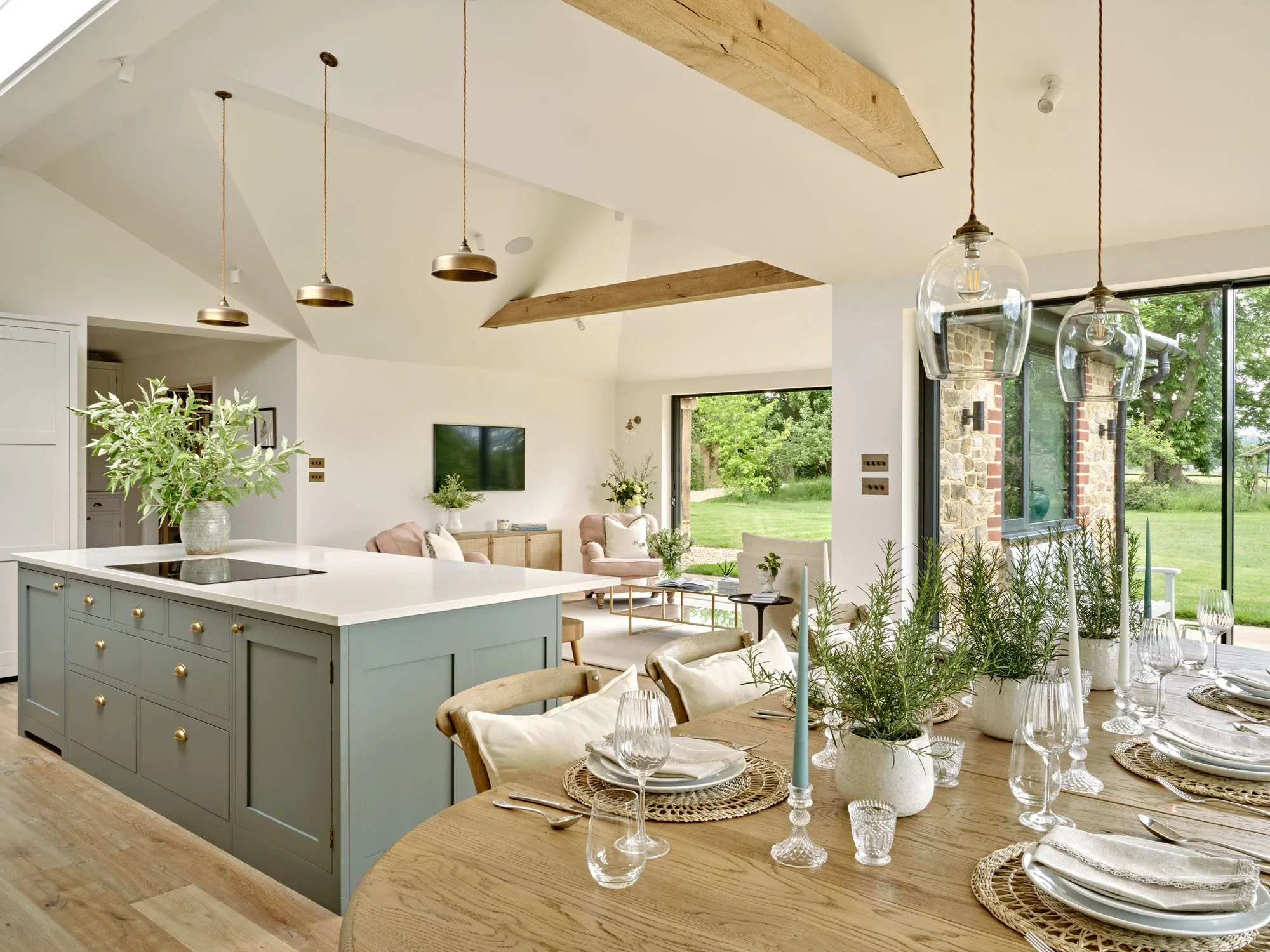 Interior Designer Godalming - open plan kitchen