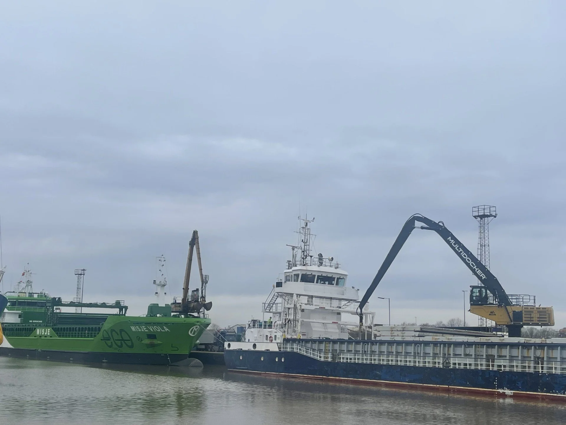 Both of our Multidockers in action.