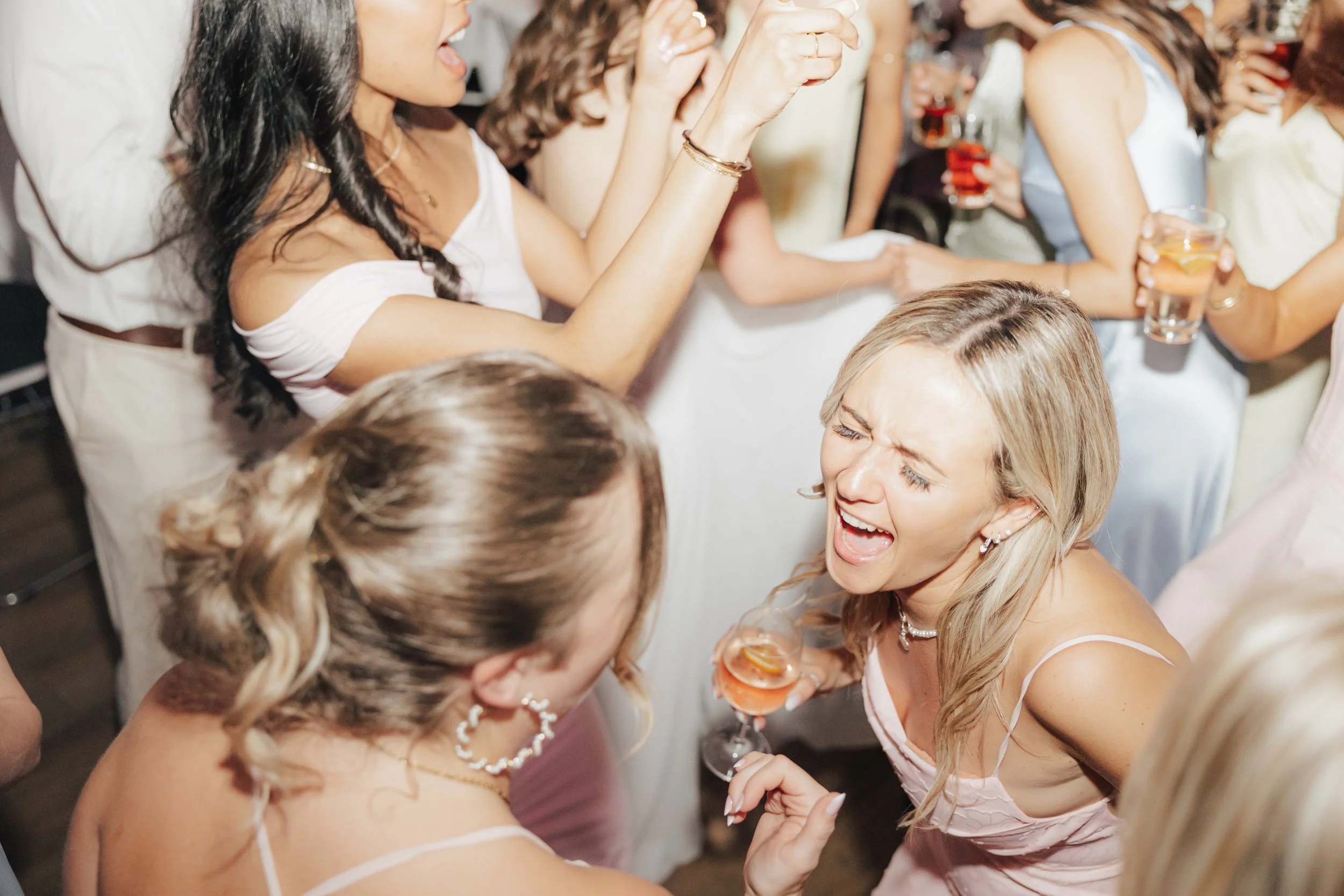 WeddingHannahJulian-1057.jpg