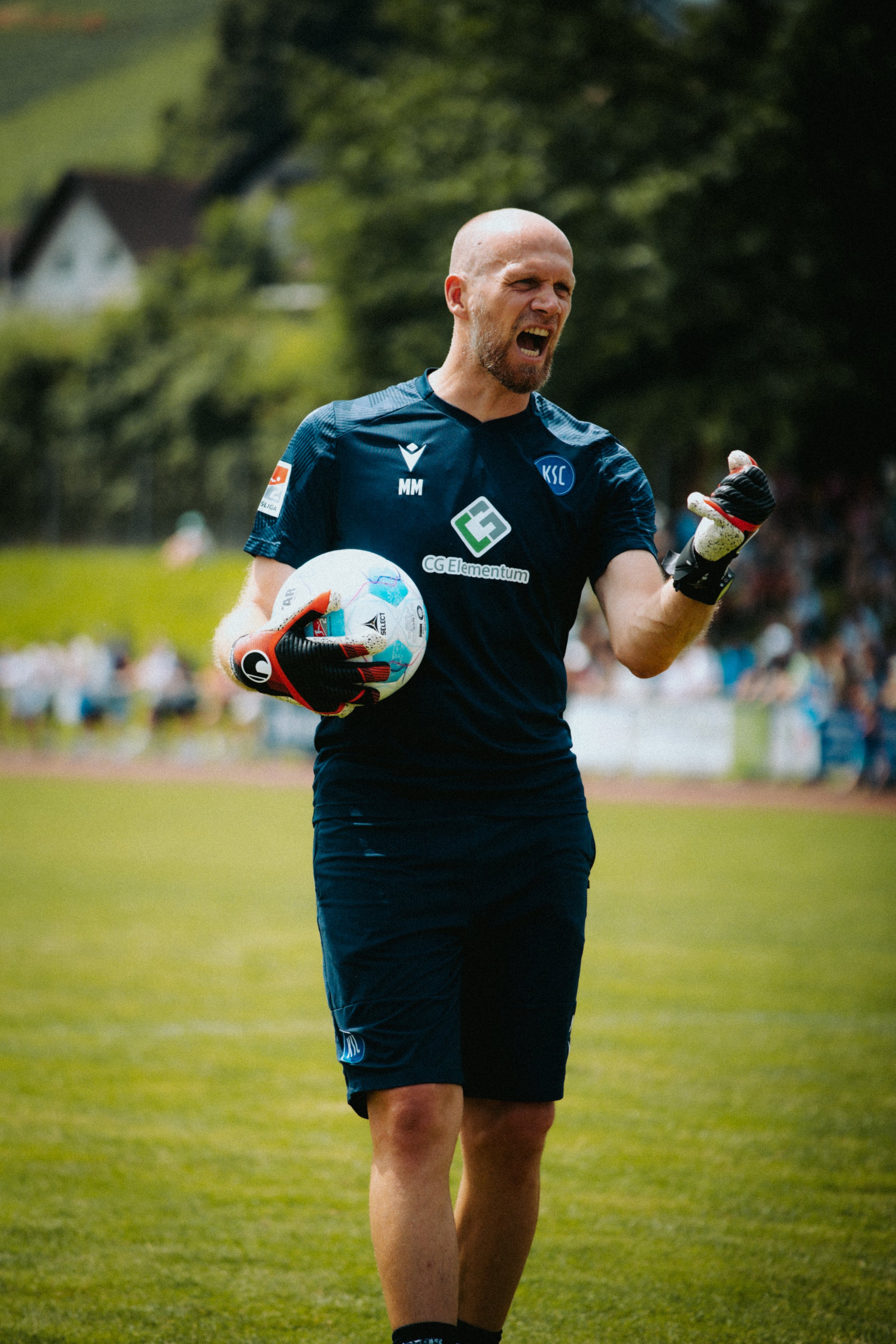 DFB-3.jpg