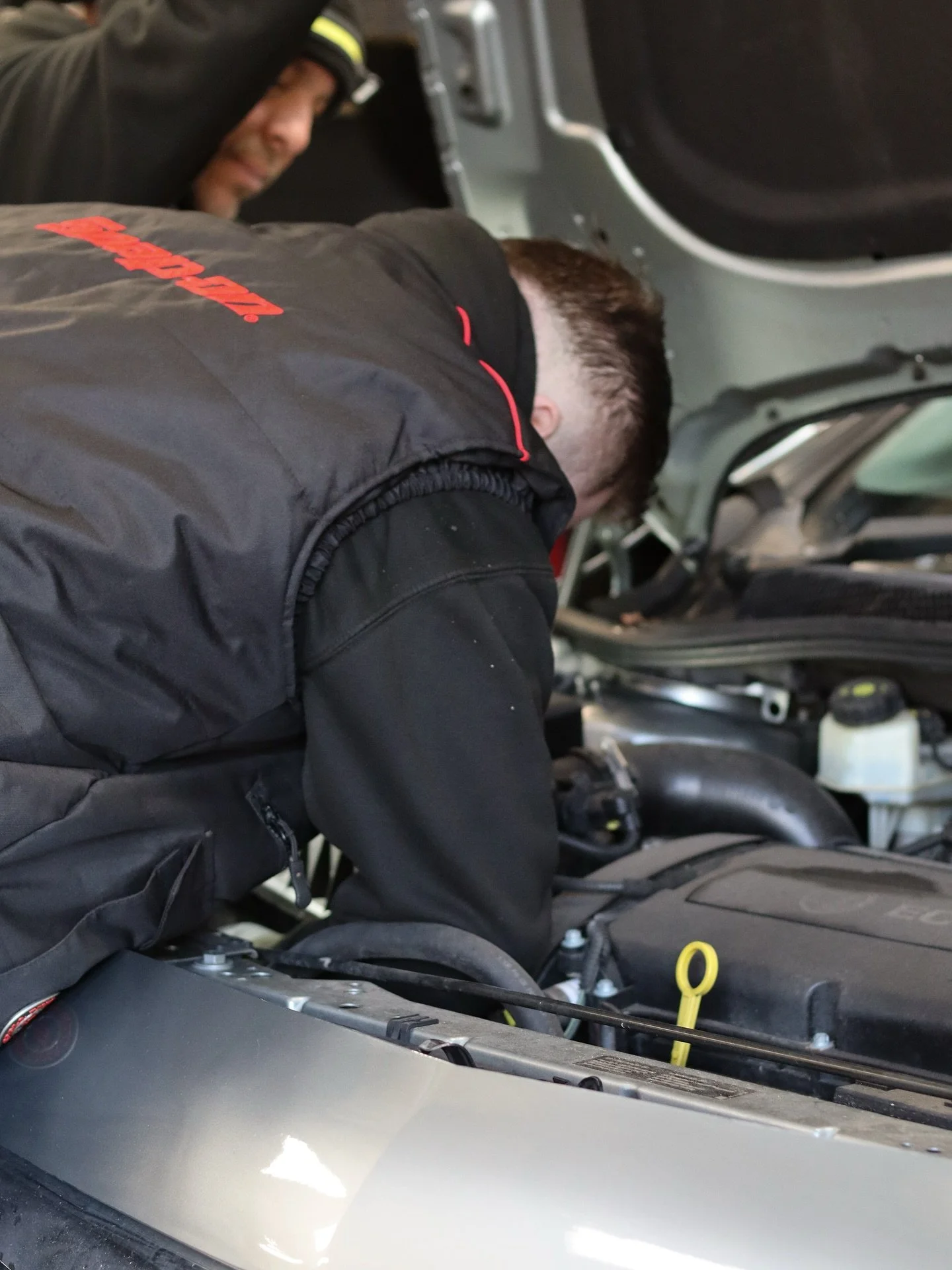 Under the bonnet 🔧 

Our expert team is on hand to manage any mechanical repair and keep your engine running smoothly. From diagnostics to repairs, they make sure your car is safe and reliable. 

#Hastingsgarage #VehicleRepairs #Carservice #MOT