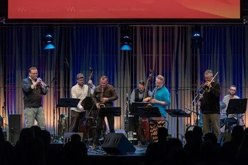 Frelsissveitin &amp; Davíð Þór Jónsson (IS)