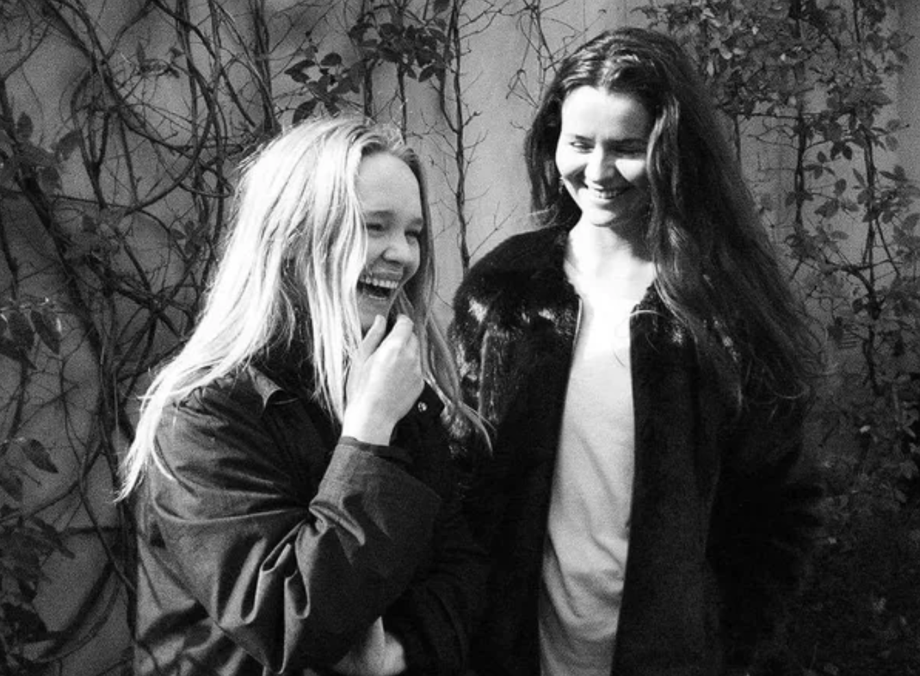 Anna Gréta, Silva Þórðar Featuring Ómar guðjónsson (IS)