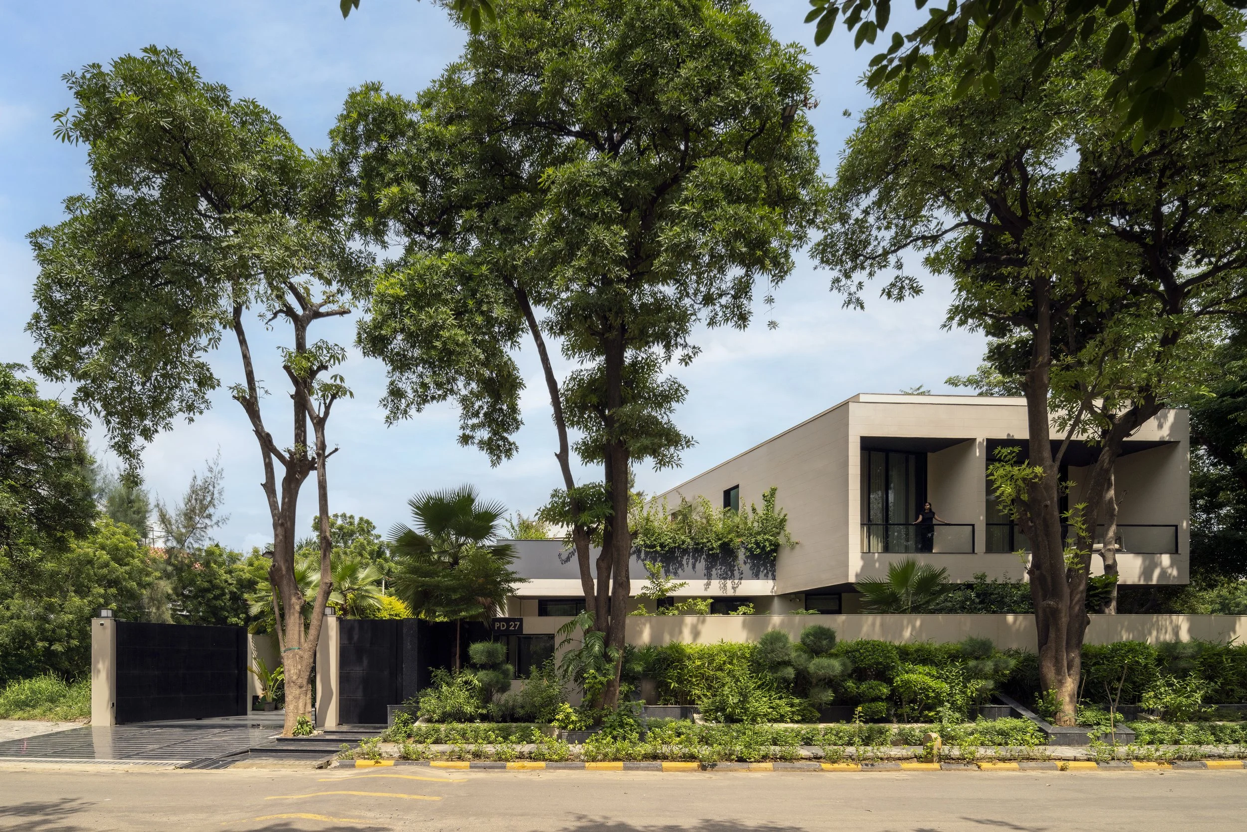 Loop House a Residential Architecture and Interior Design Project in Gurgaon