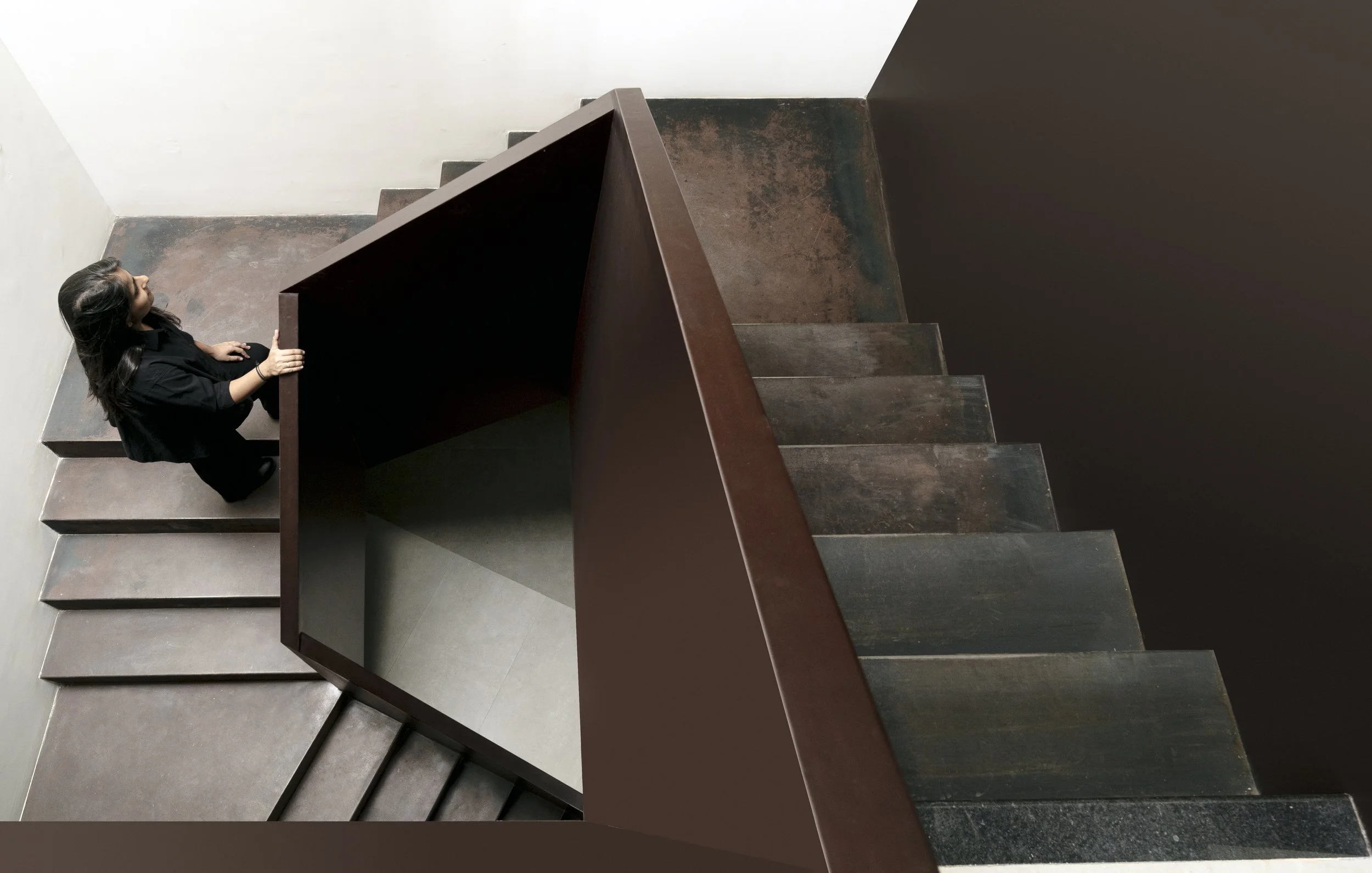 17_STAIRCASE_LOOKING DOWN FROM SECOND FLOOR.jpg