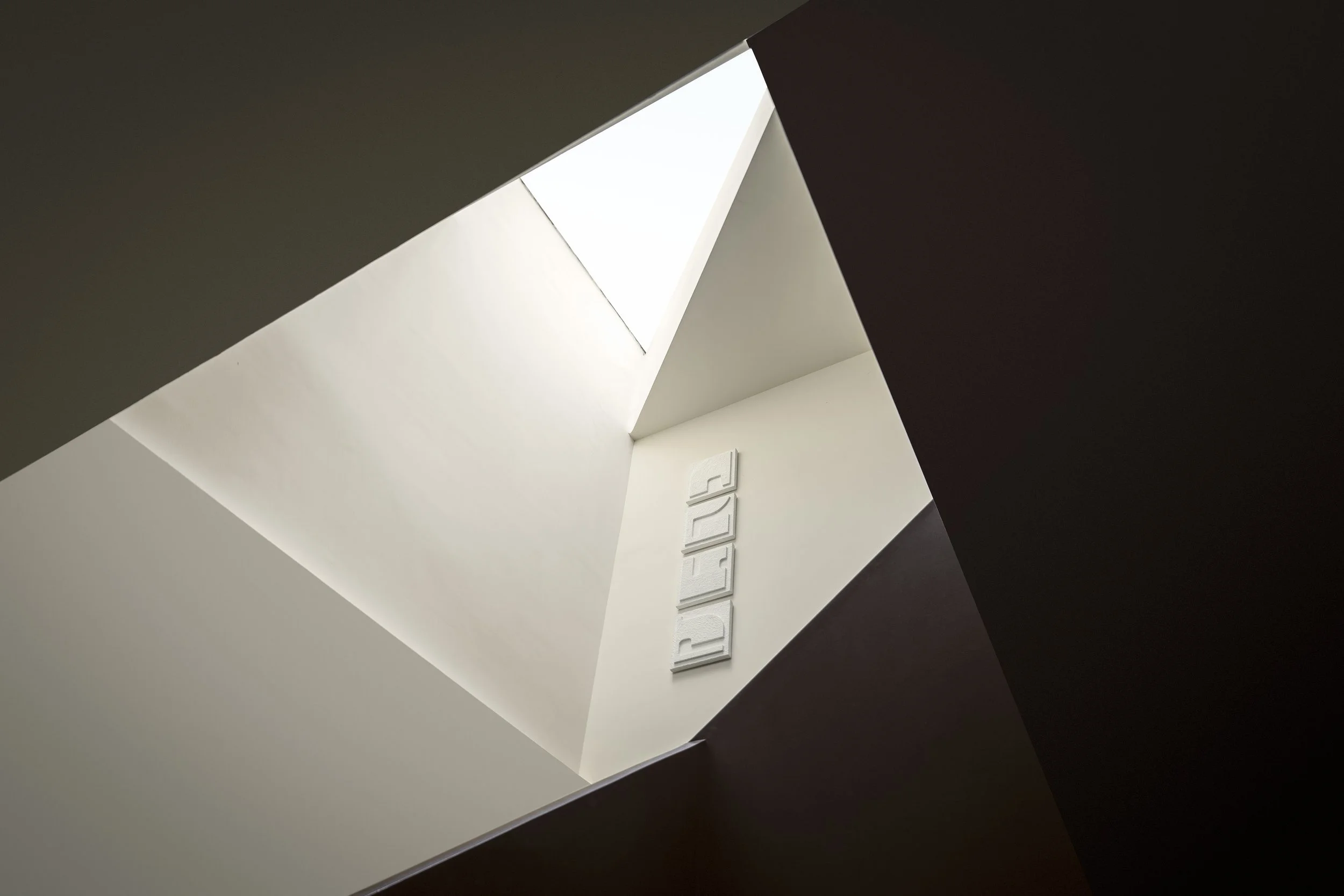 23_STAIRCASE DETAIL.jpg