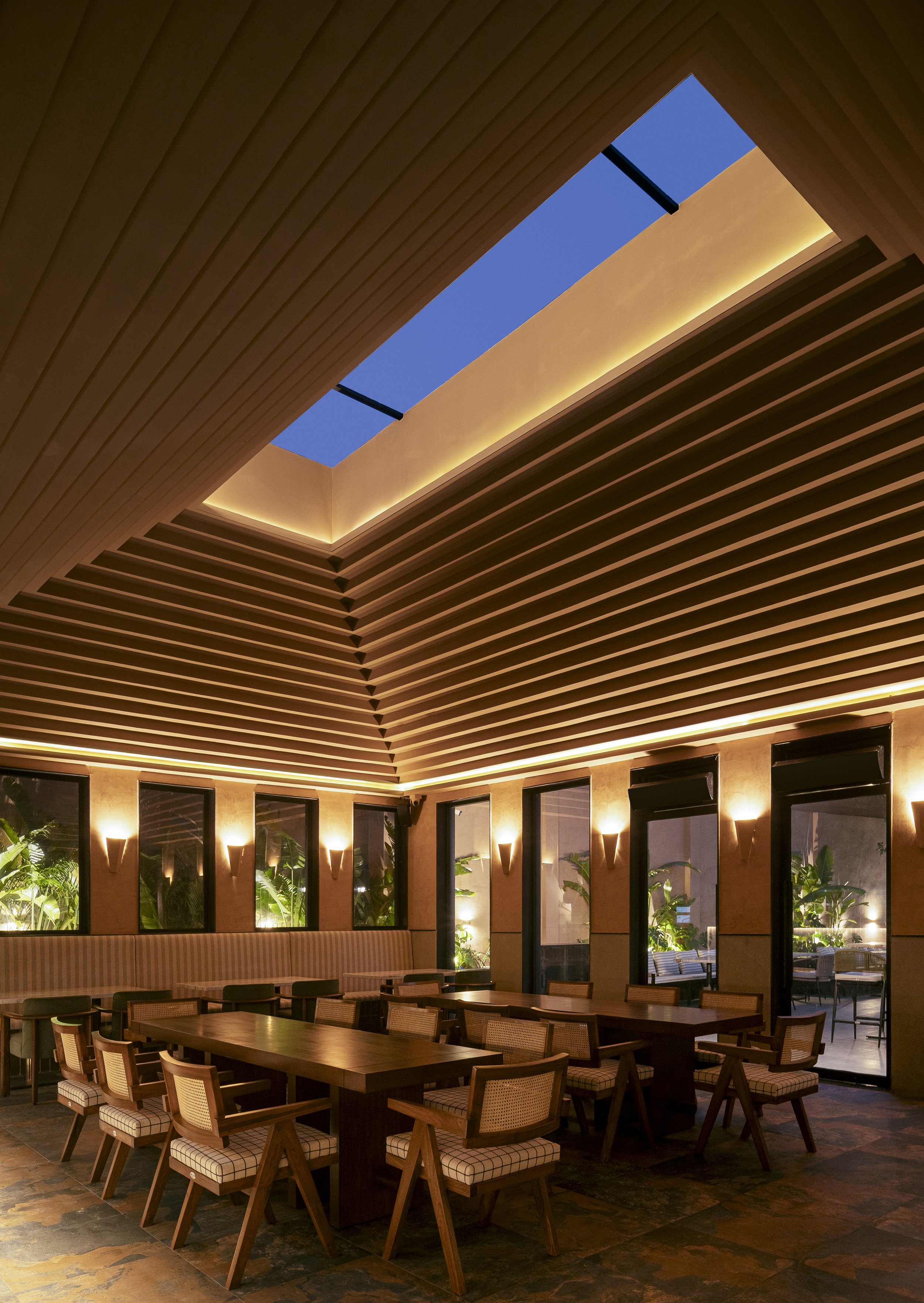 32_NIGHT TIME RIGHT VOLUME SHOT.jpg