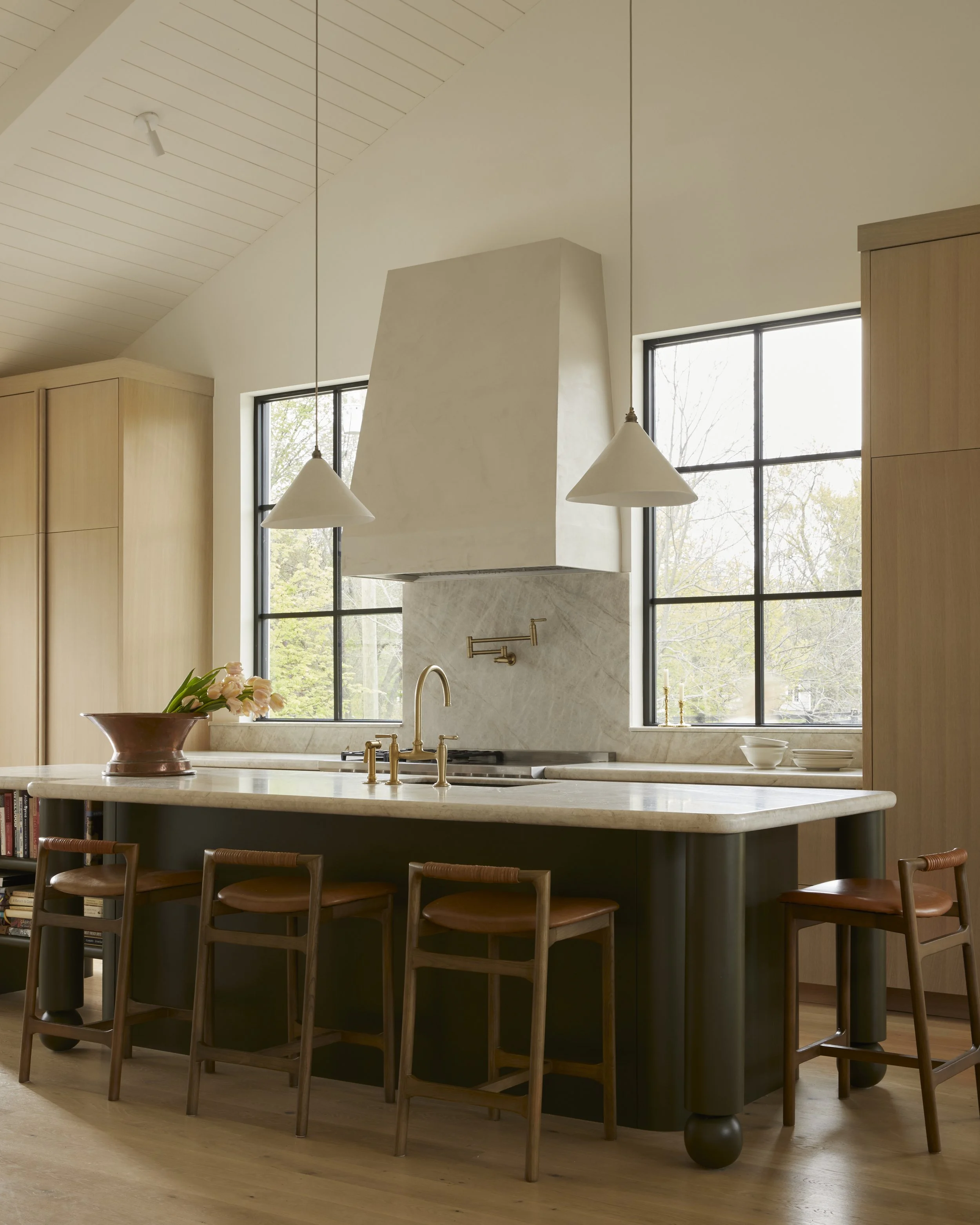 10 Questions to Ask Your Custom Home Builder Before You Sign Anything 