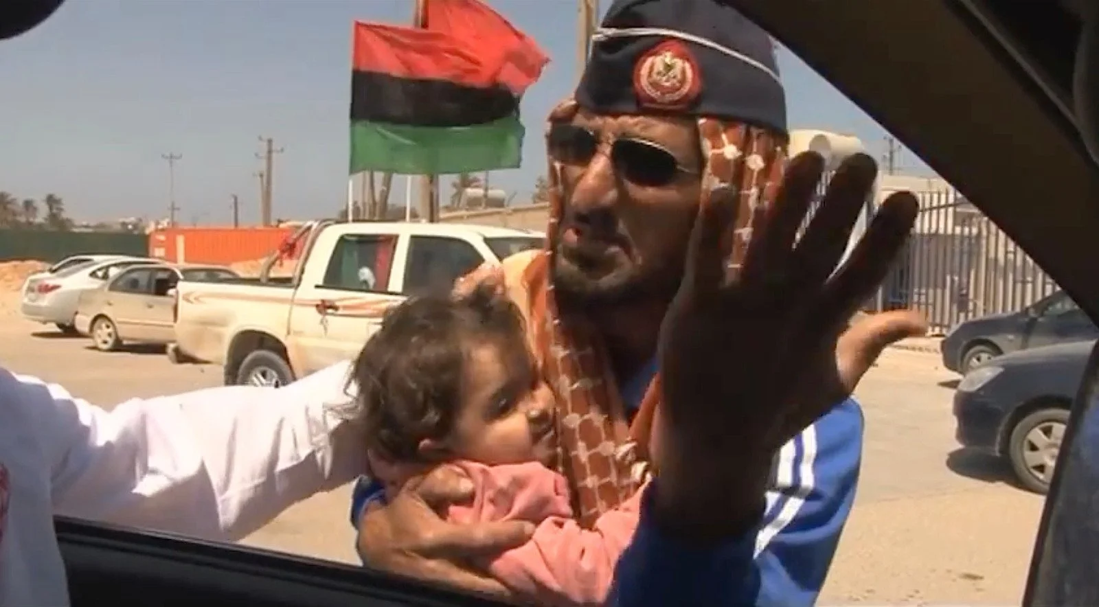 ITN report by Martin Geissler and Daniel Demoustier on how civilians in Misrata have to live under the most terrible conditions.