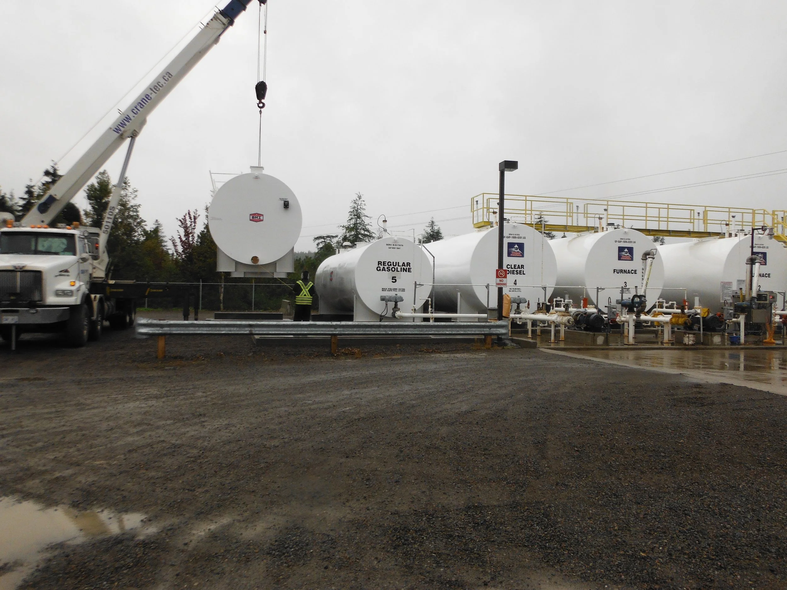 Western Lewisporte Avgas Install October 2014 (19).JPG