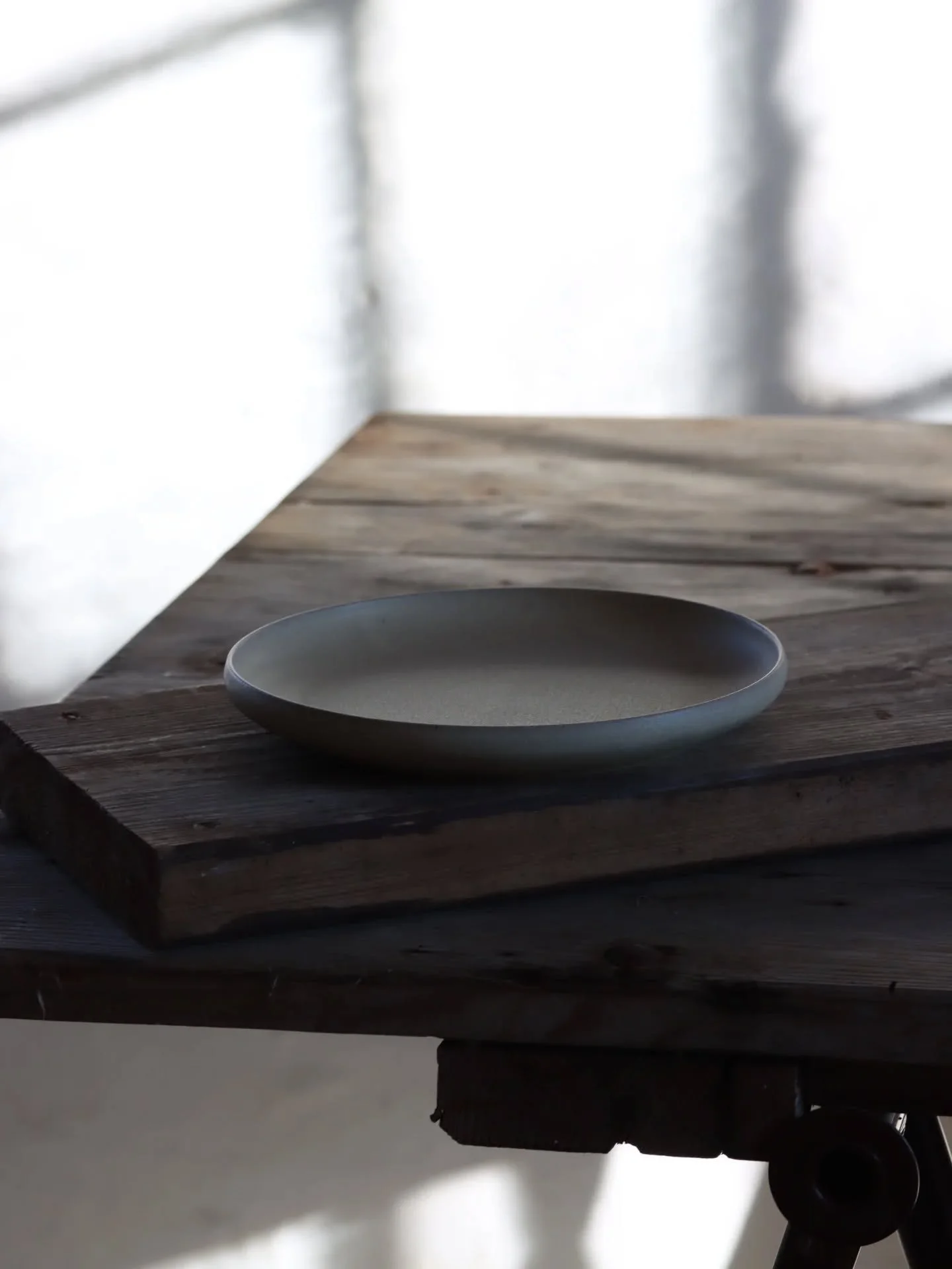 A new plate shape that I've tried and glazed in a warm white glaze.
.
.
.
.
.
.
.
.
#tableware #tablewaredesign #handmadeceramics