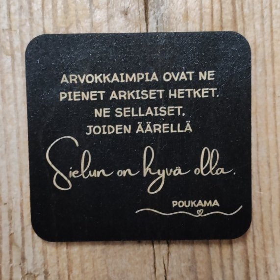 Magneetti-Sielun-on-hyva-olla-musta.jpg