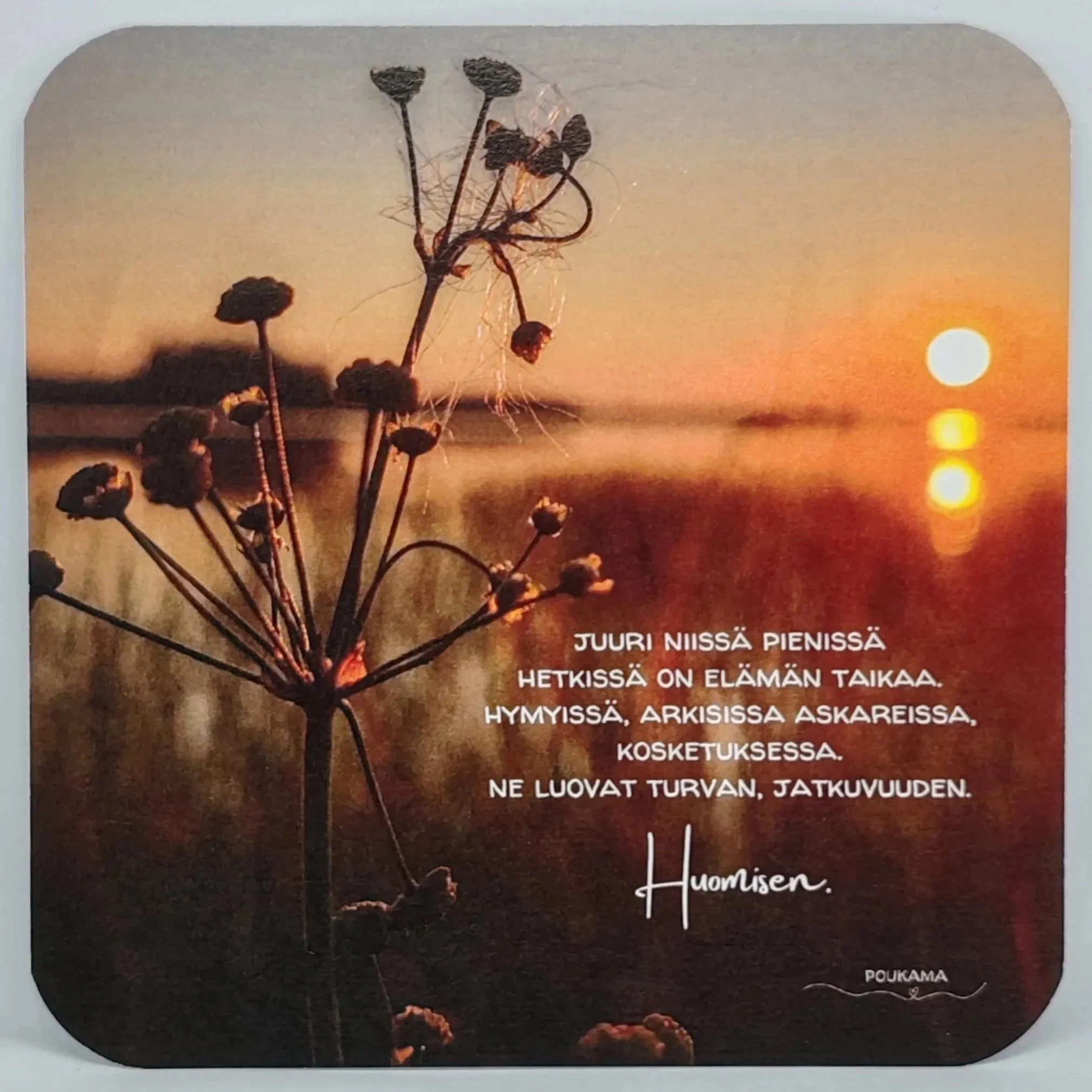 Pienissä hetkissä - runokortti 14x14cm