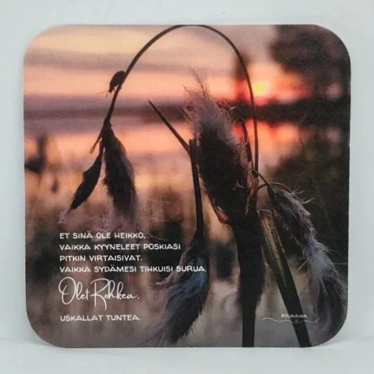 olet-rohkea-runokortti.jpg
