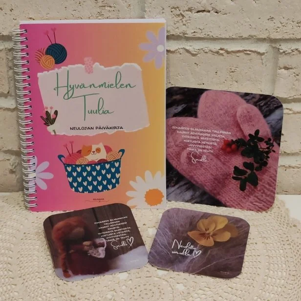 Poukaman runotuotteilla voit ilahduttaa, onnitella, lohduttaa, kannustaa, välittää toivoa, ottaa osaa suruun.