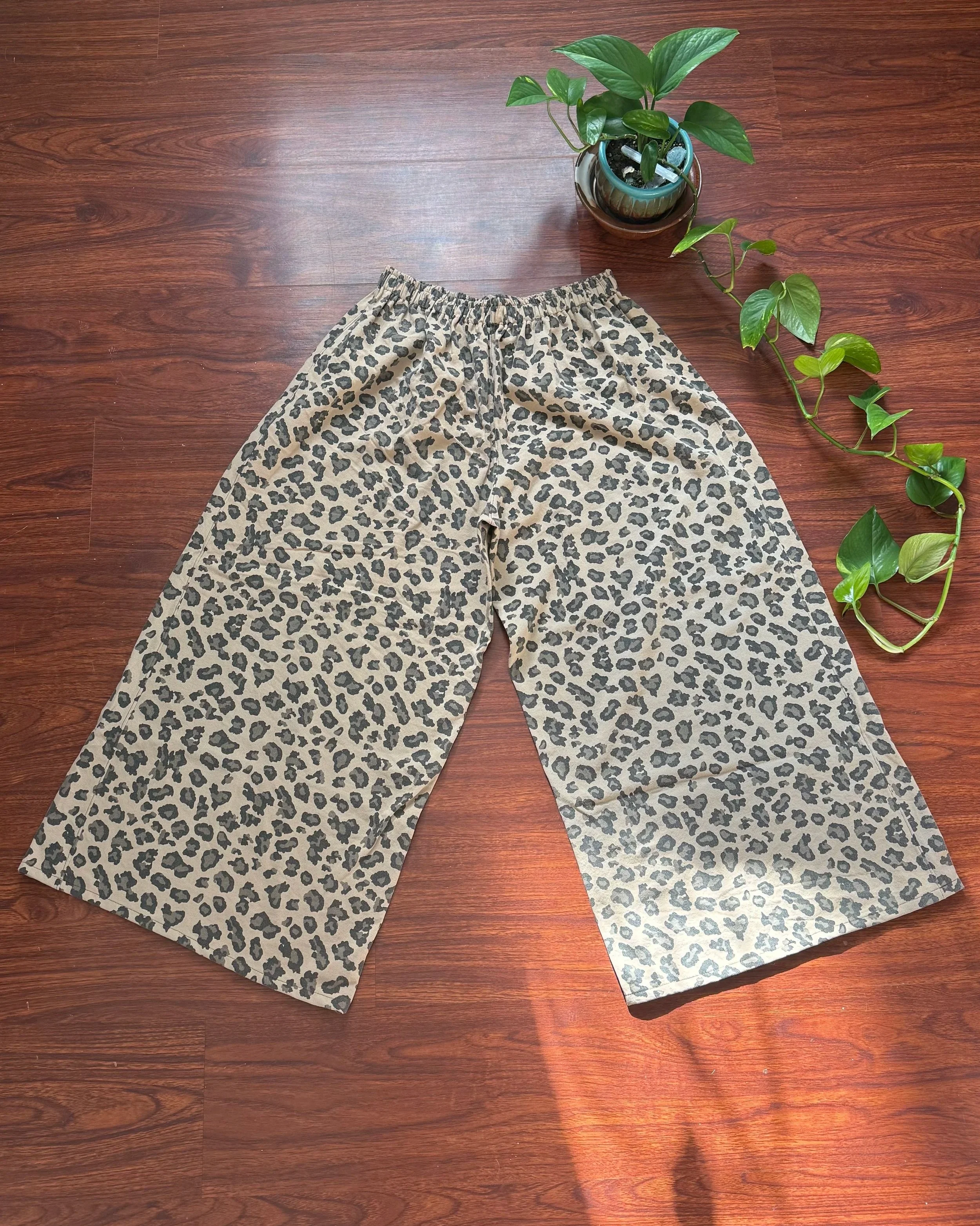 extra wide leg pants