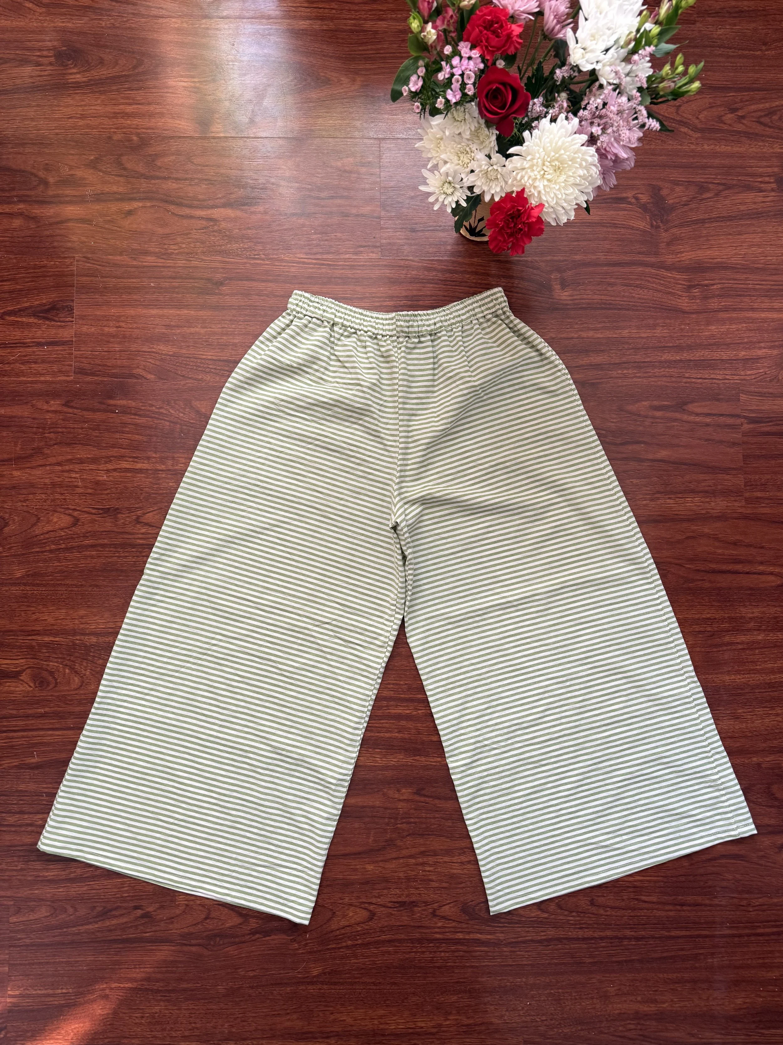 extra wide leg pants