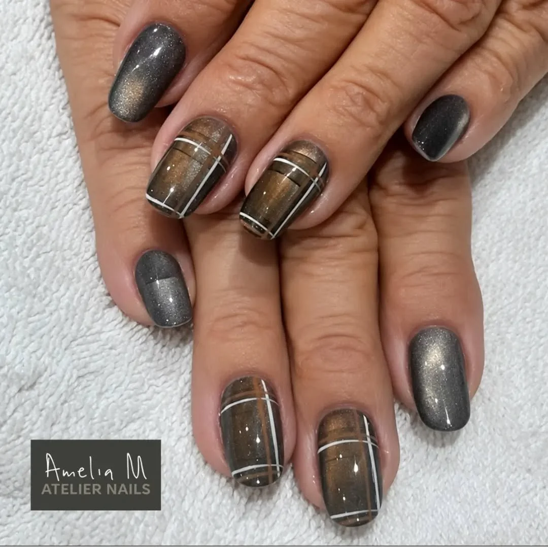 TARTAN - C has been visiting the salon whilst in Scotland and this wS her last set before flying home. An apt tribute to her time visiting Europe and family. Safe home and hope to see you next time ❤️ 😍 

ACCEPTING NEW CLIENTS ✨️ Availability, price