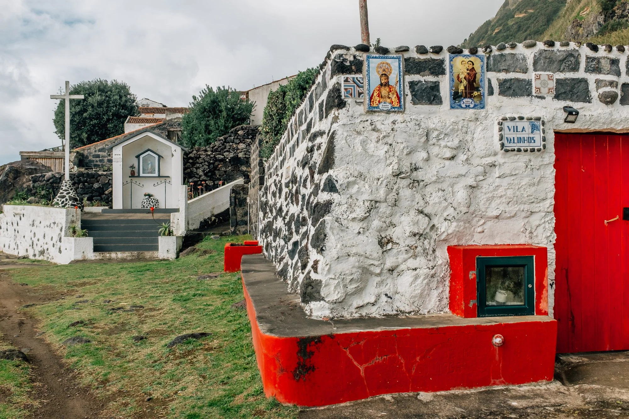 Rocha da Relva is accessible primarily by foot, donkey, and dirt bike. Every year on August 15, locals hold a religious festival and Mass celebrating the Feast of the Assumption.