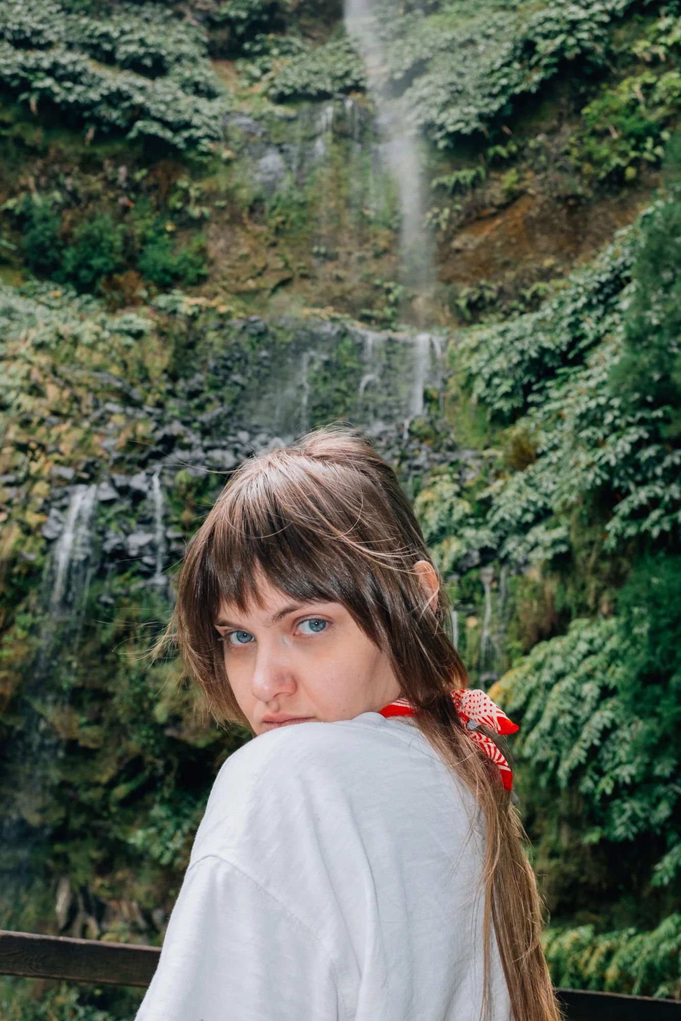 Parque da Grená, Furnas. Restored park along Lagoa das Furnas with forested trails, waterfalls, panoramic viewpoints, and the ruins of the 19th‑century Grená manor.