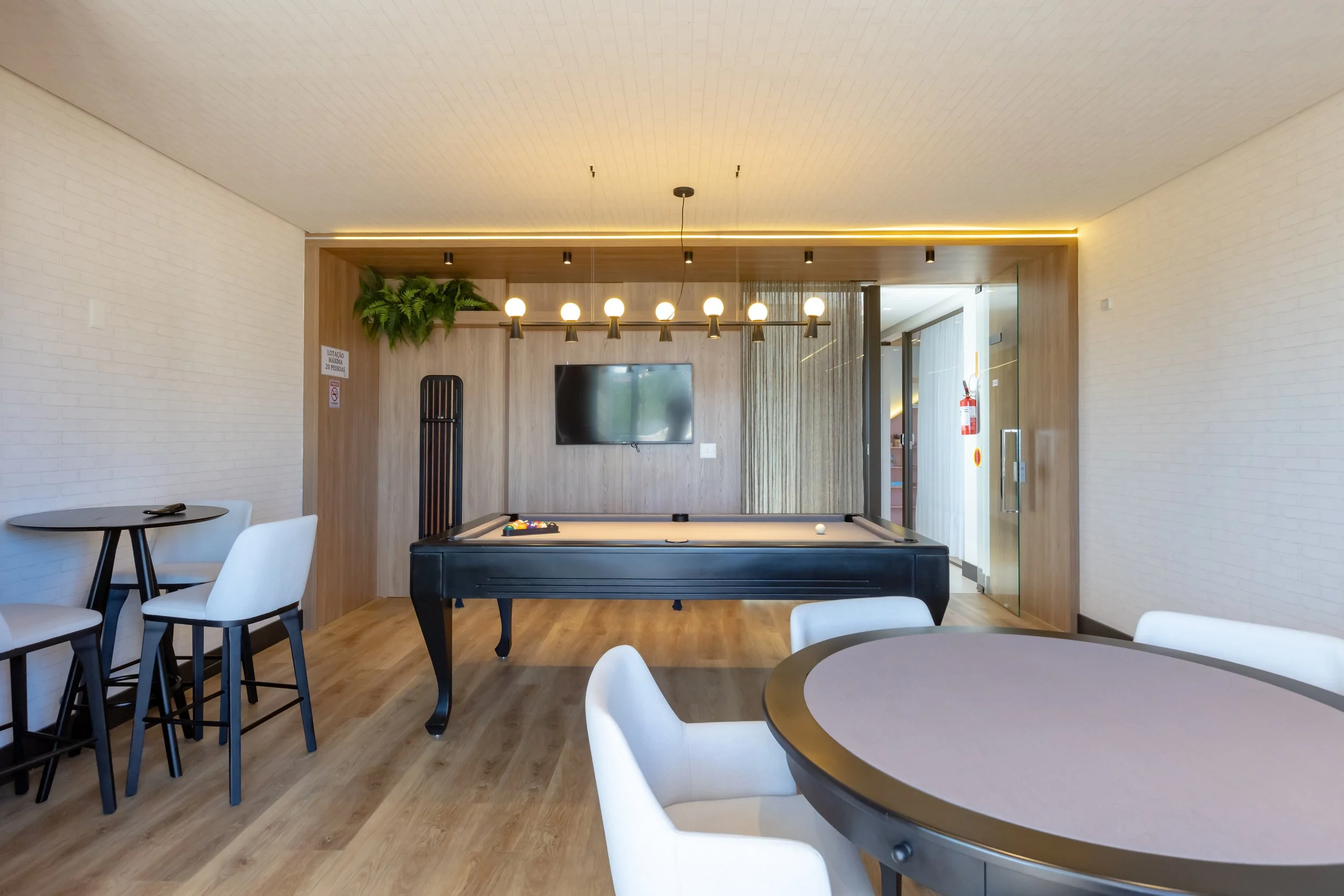 LEC LÉMAN AP 1401_120.jpg