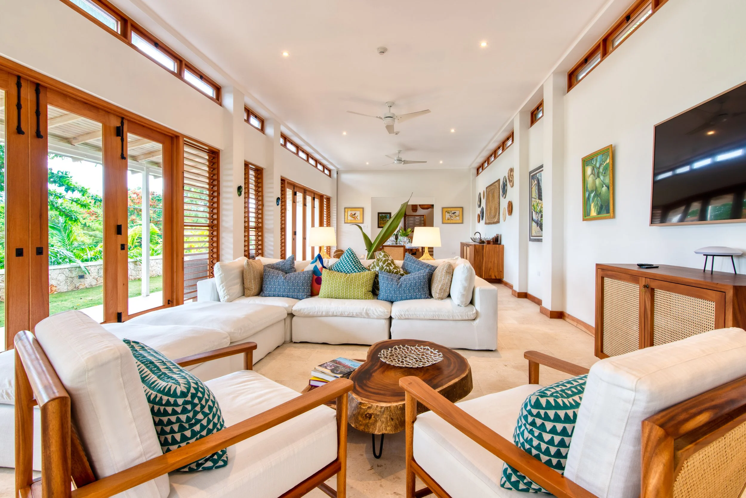 Open Concept Living Area 