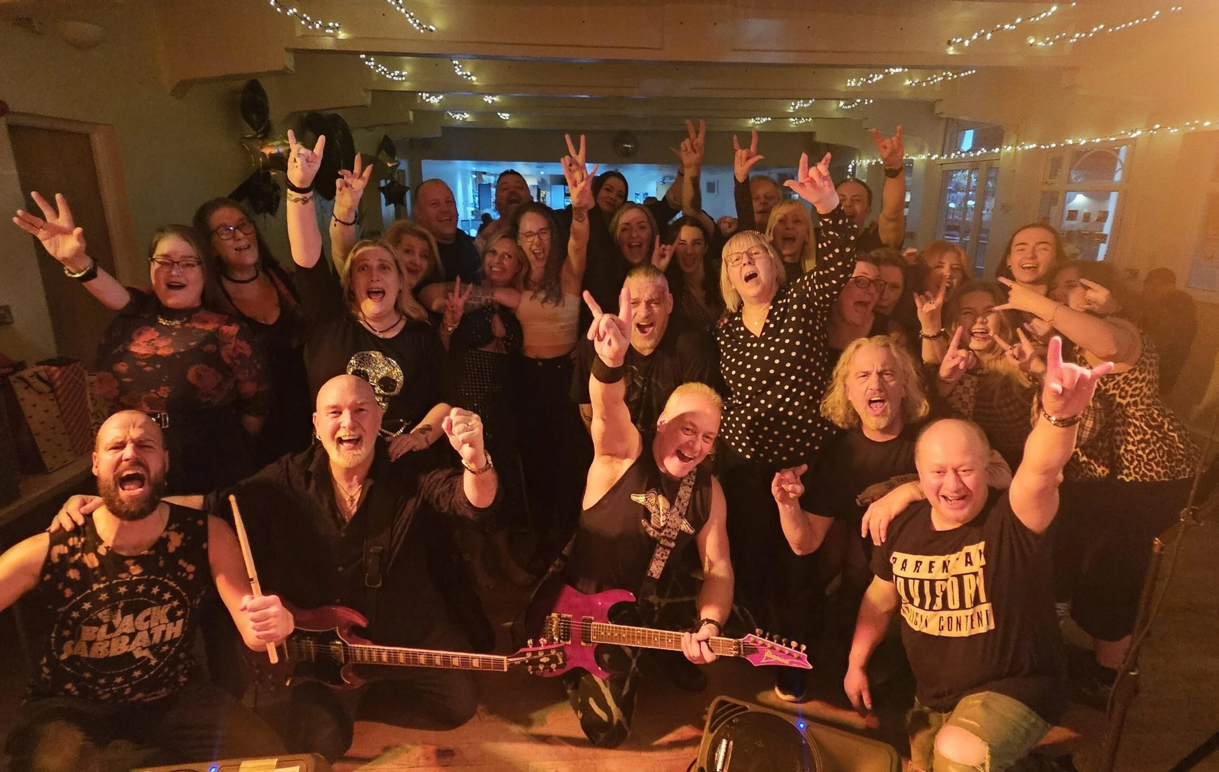 Sharon Bramhall's Sexy 60th! - 17 January 2026