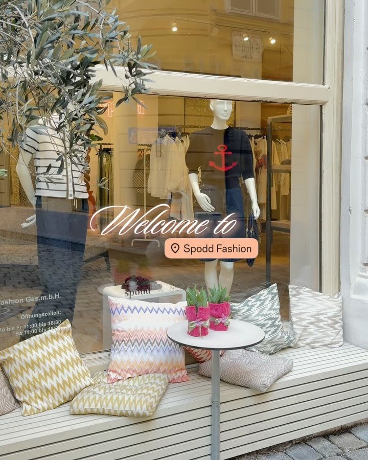 Ein Ort, der mehr ist als nur Shopping ✨

Mitten in Wien findest du bei Spodd nicht nur besondere Pieces, sondern auch eine Atmosph&auml;re, die man f&uuml;hlen muss 🤍

Von neuen Looks &uuml;ber kleine Details bis hin zu Kaffee &amp; s&uuml;&szlig;e