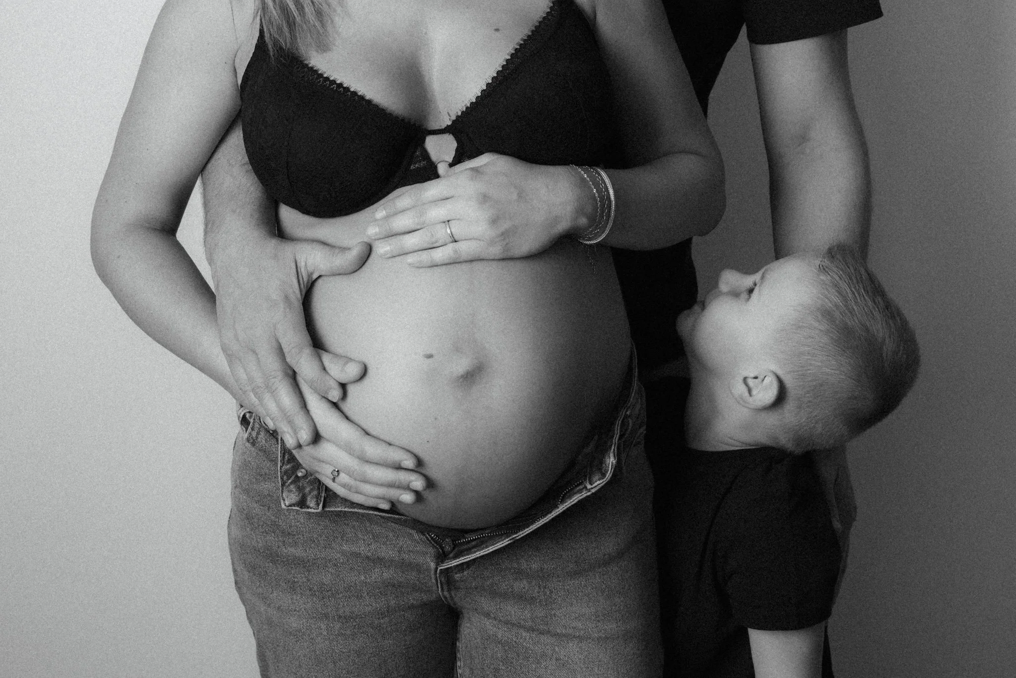 séance photo grossesse en studio à Angre, Honnelles, Mons, Belgique