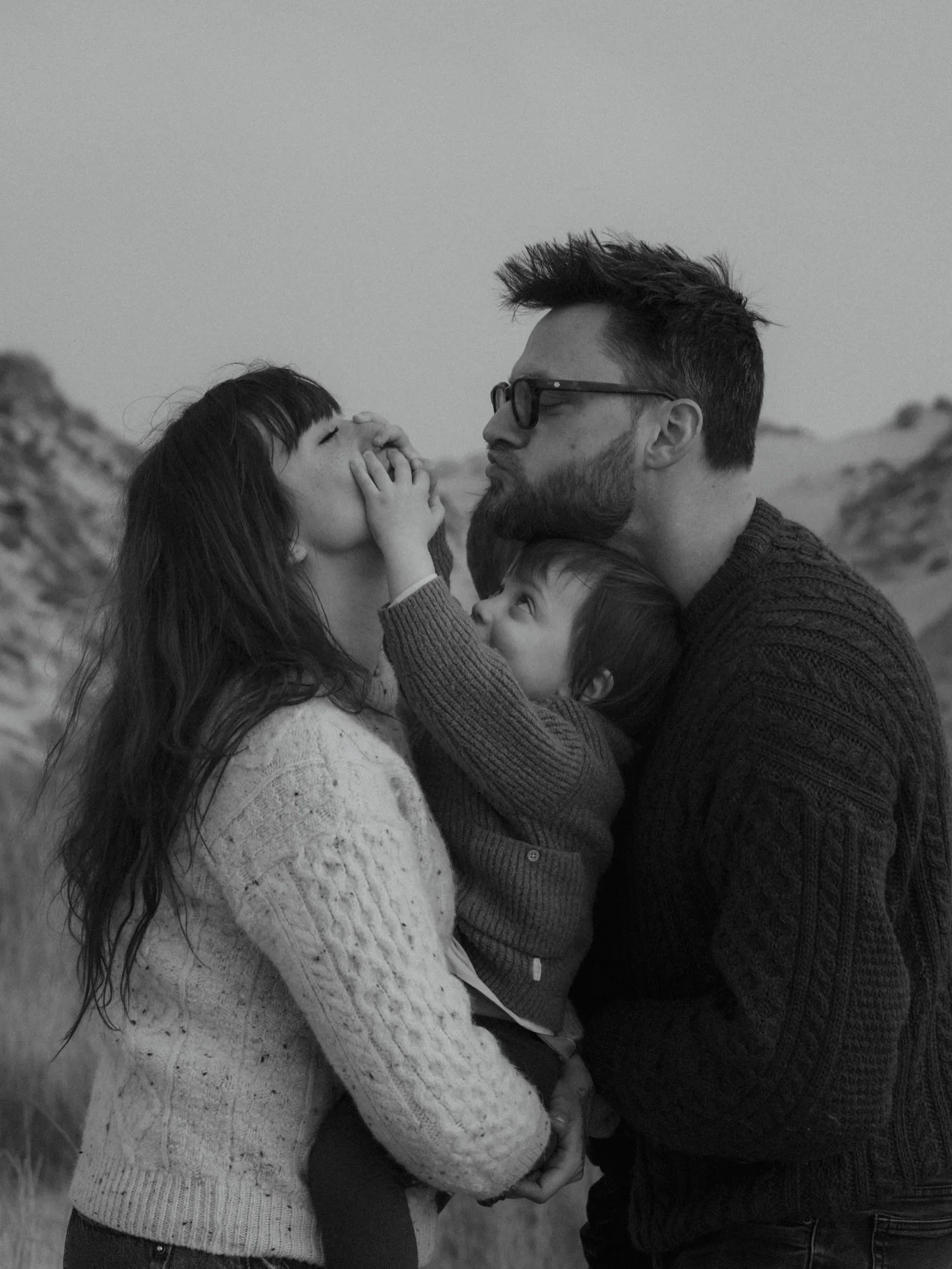 La premi&egrave;re case de mon bingo coch&eacute;e&hellip; et pas n&rsquo;importe o&ugrave; 🌊

Vous, &agrave; la mer.
La lumi&egrave;re, le vent, vos regards&hellip; et ce moment suspendu 🤍

Merci, merci, merci pour votre confiance ✨

Et entre nous