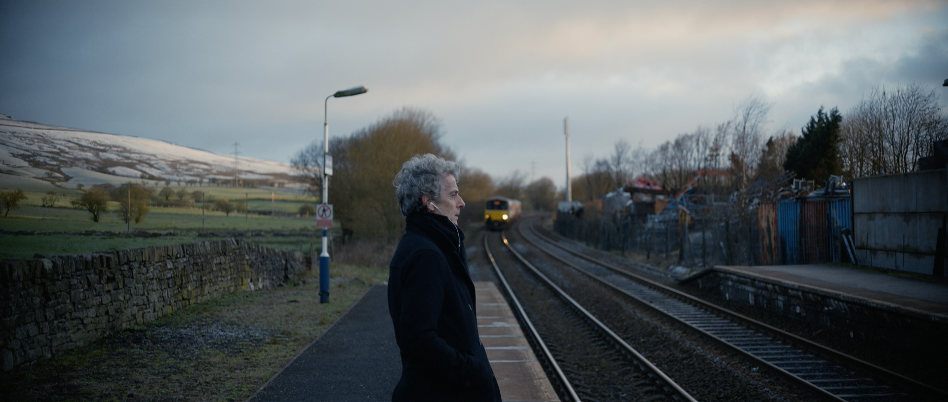 LEWIS CAPALDI - SOMEONE YOU LOVED
