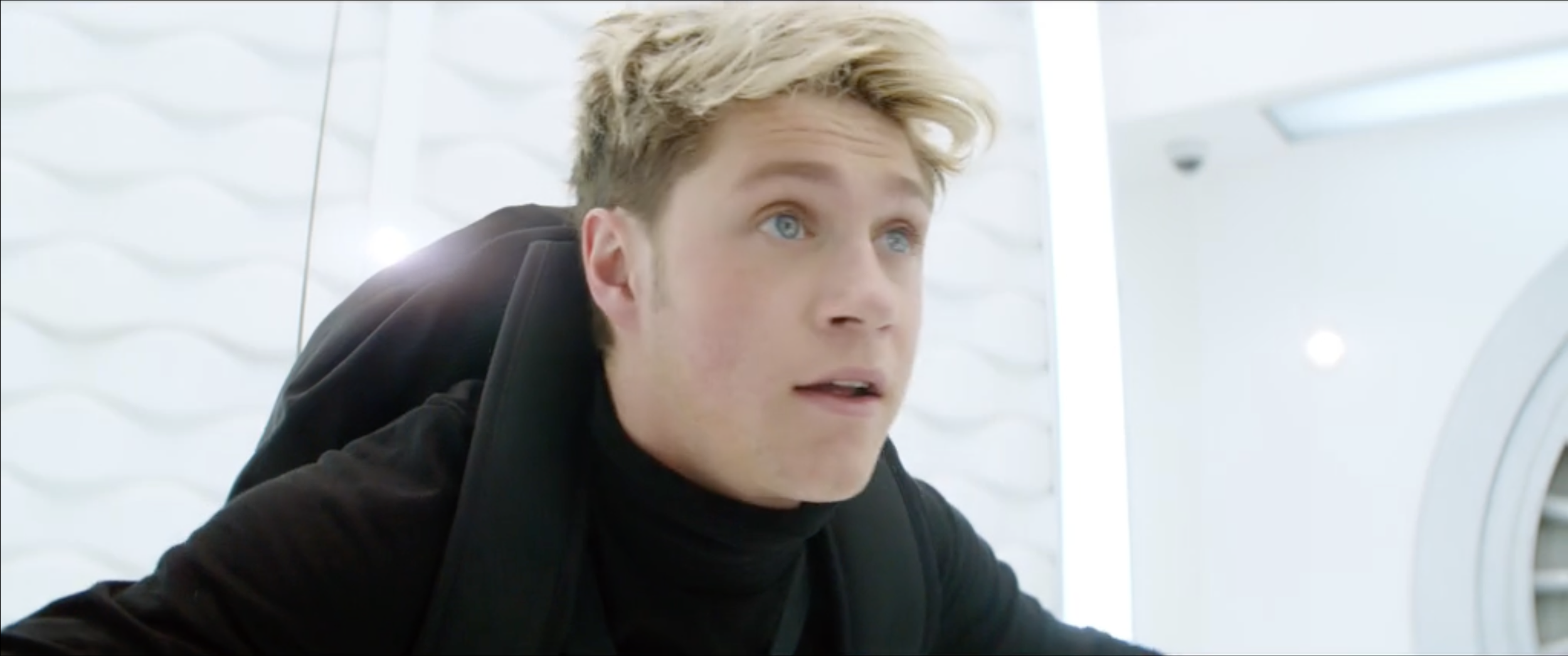 Callan-Green-acs-nzcs-director-of-photography-ONE-DIRECTION-YOU-&-I-TV-COMMERCIAL