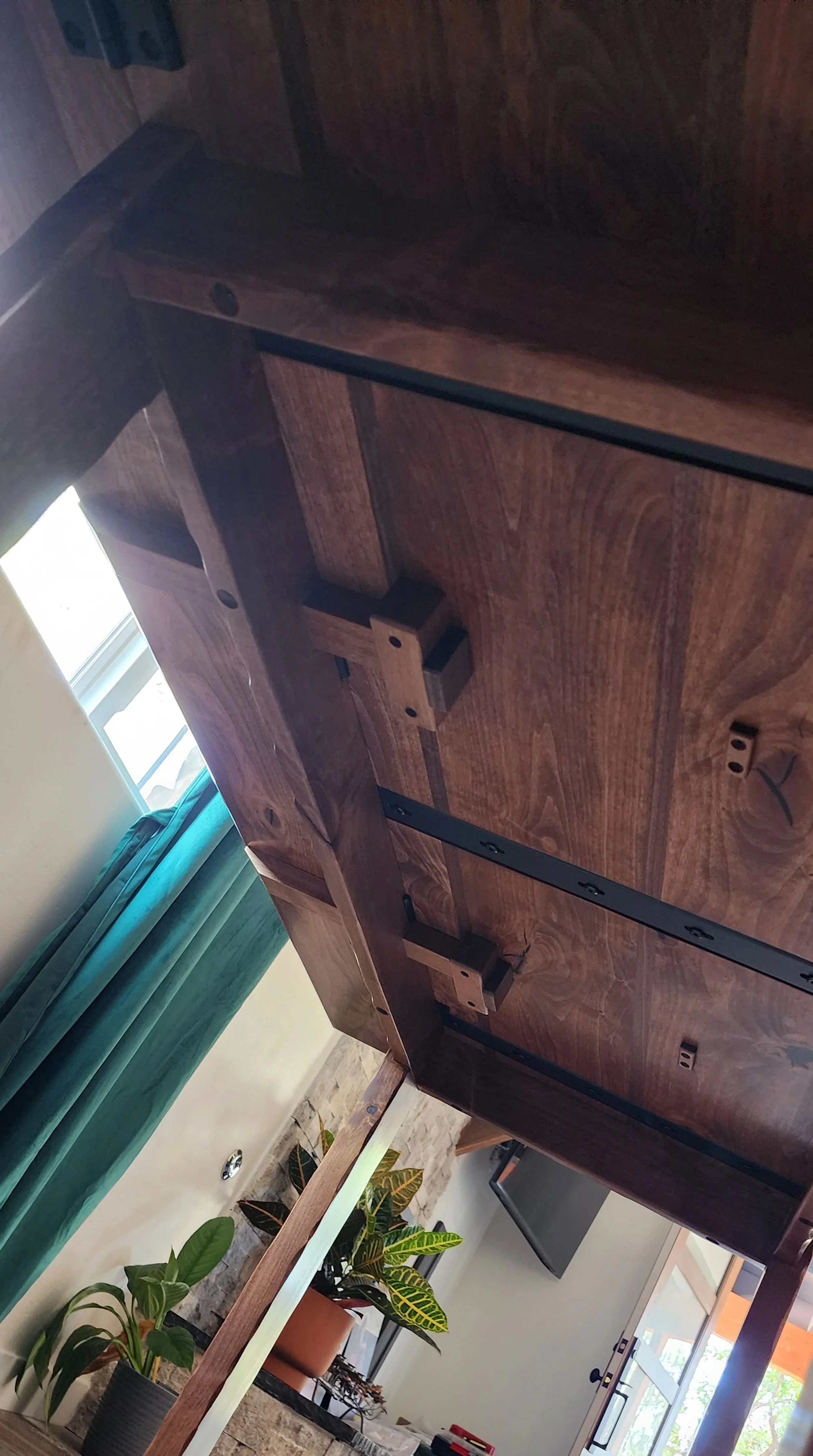 Old-school custom crafted dropleaf supports