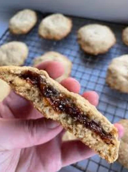 Vegan Date-Filled Cookie