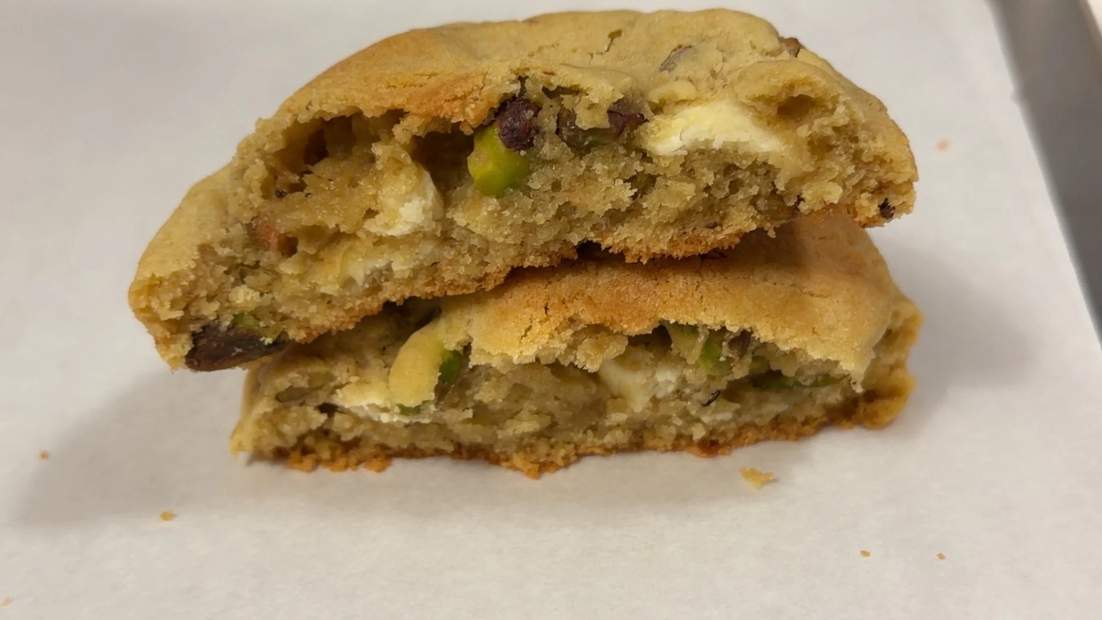 Pistashio White Chocolate.JPG