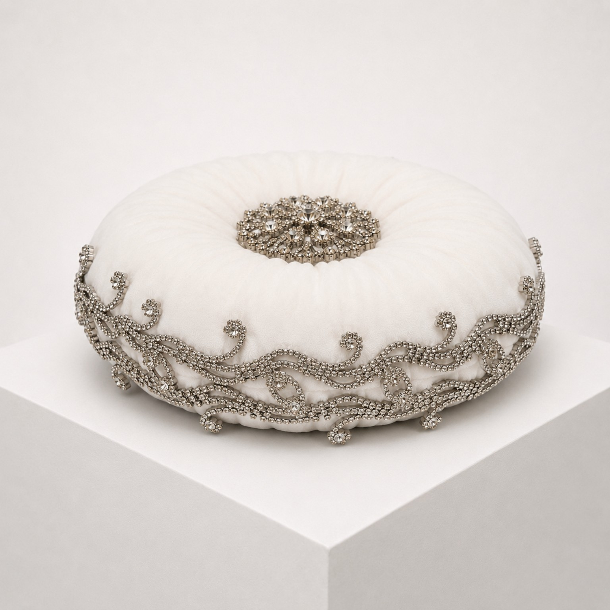 cocoa-desiree-the-wedding-ring-pillow-crown-jewel.png