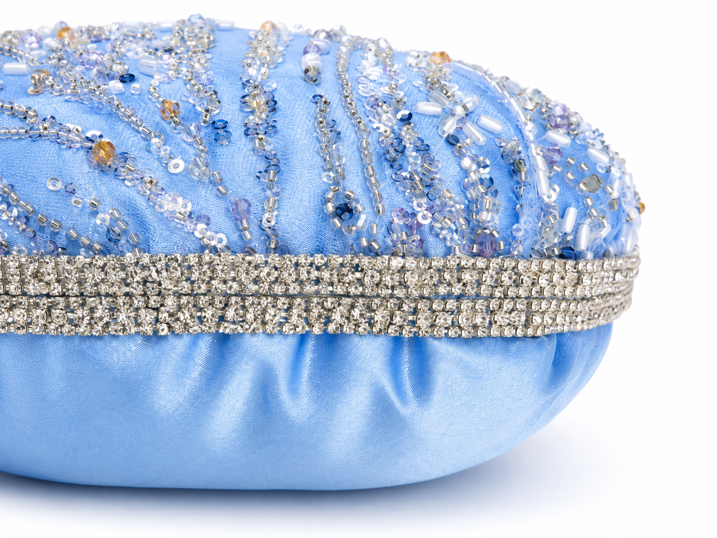 cocoa-desiree-studio-bridal-something-blue-detail.png