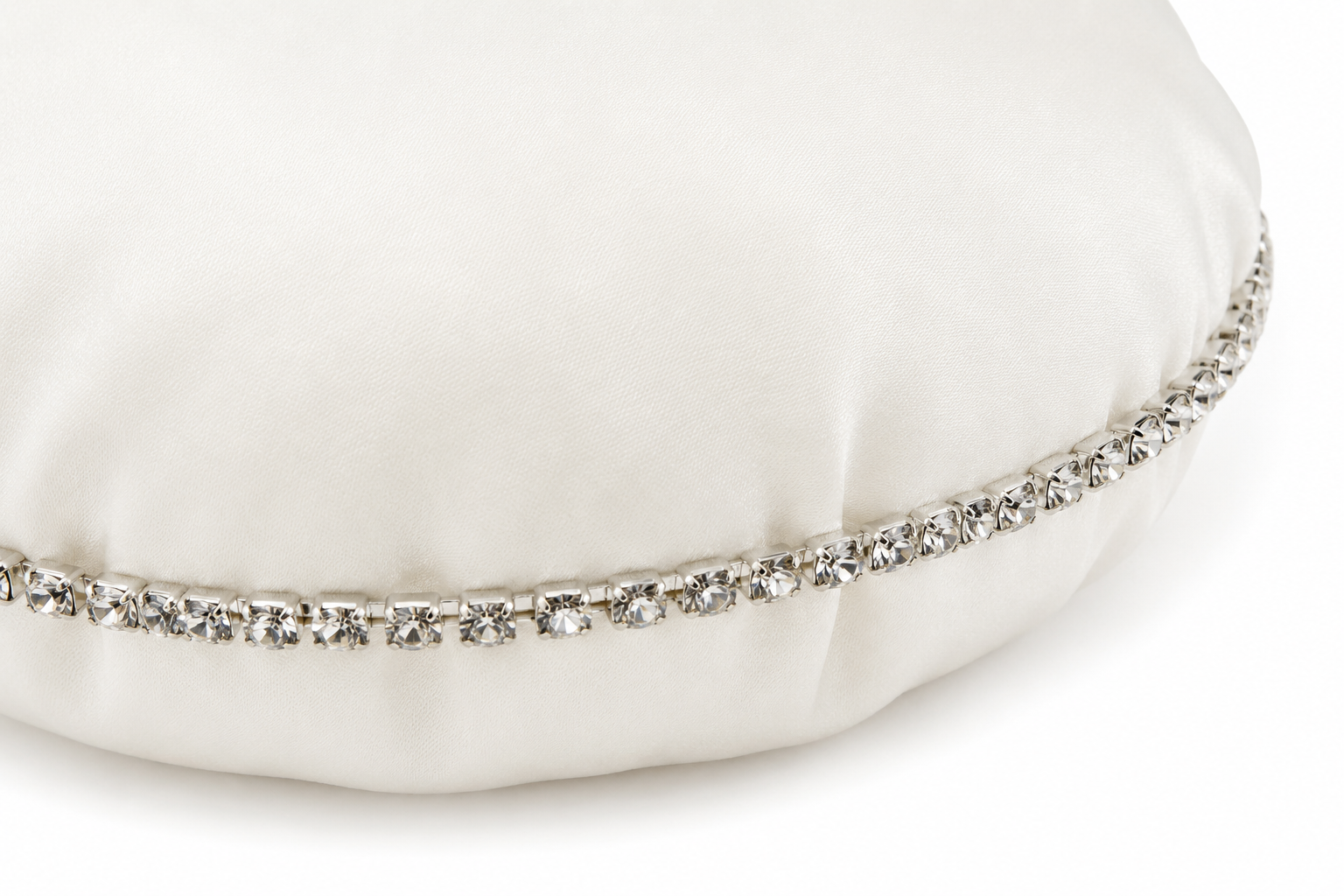 cocoa-desiree-studio-bridal-minimalist-side.png
