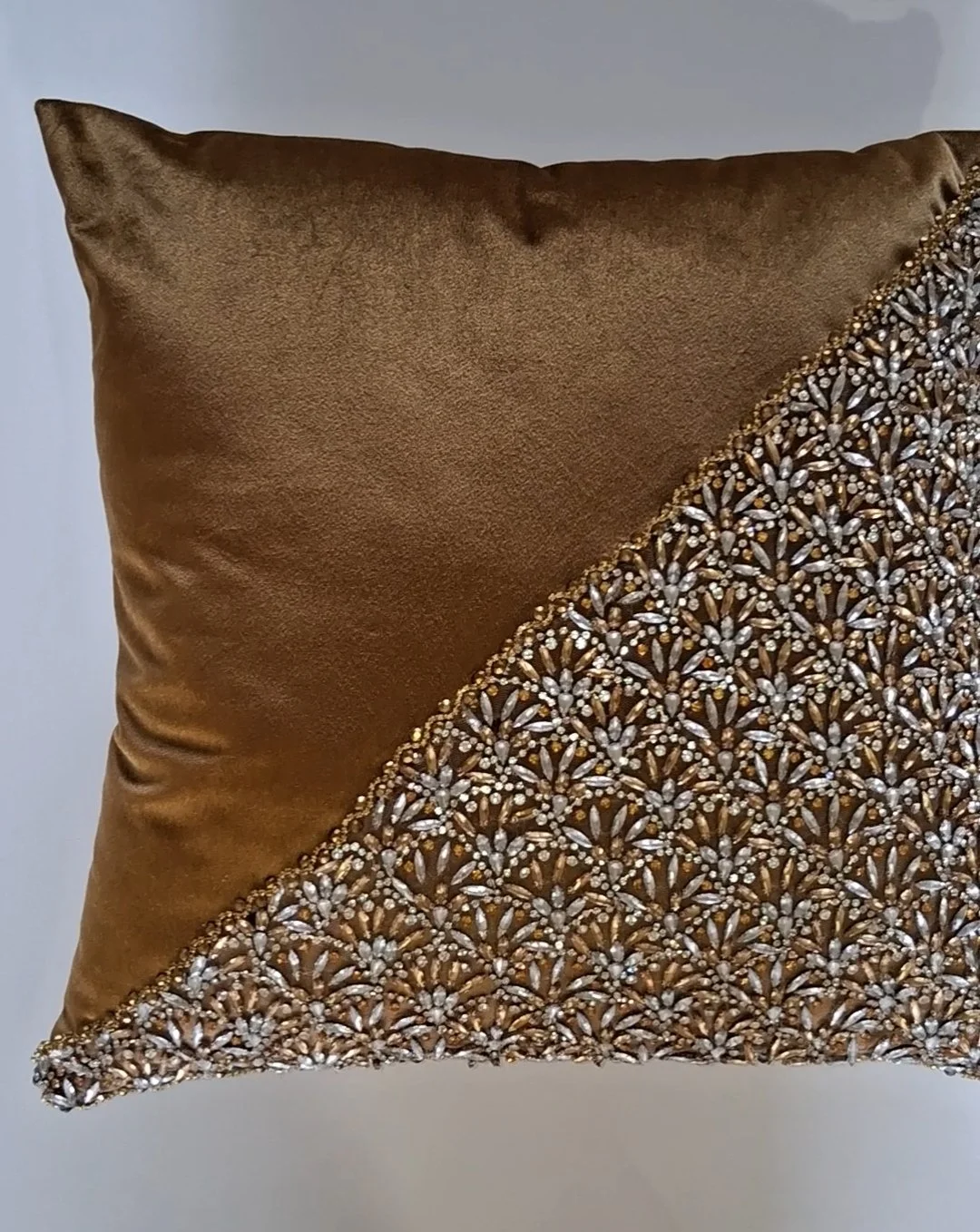 cocoa desiree holiday lux gold throw pillow detail1.jpg