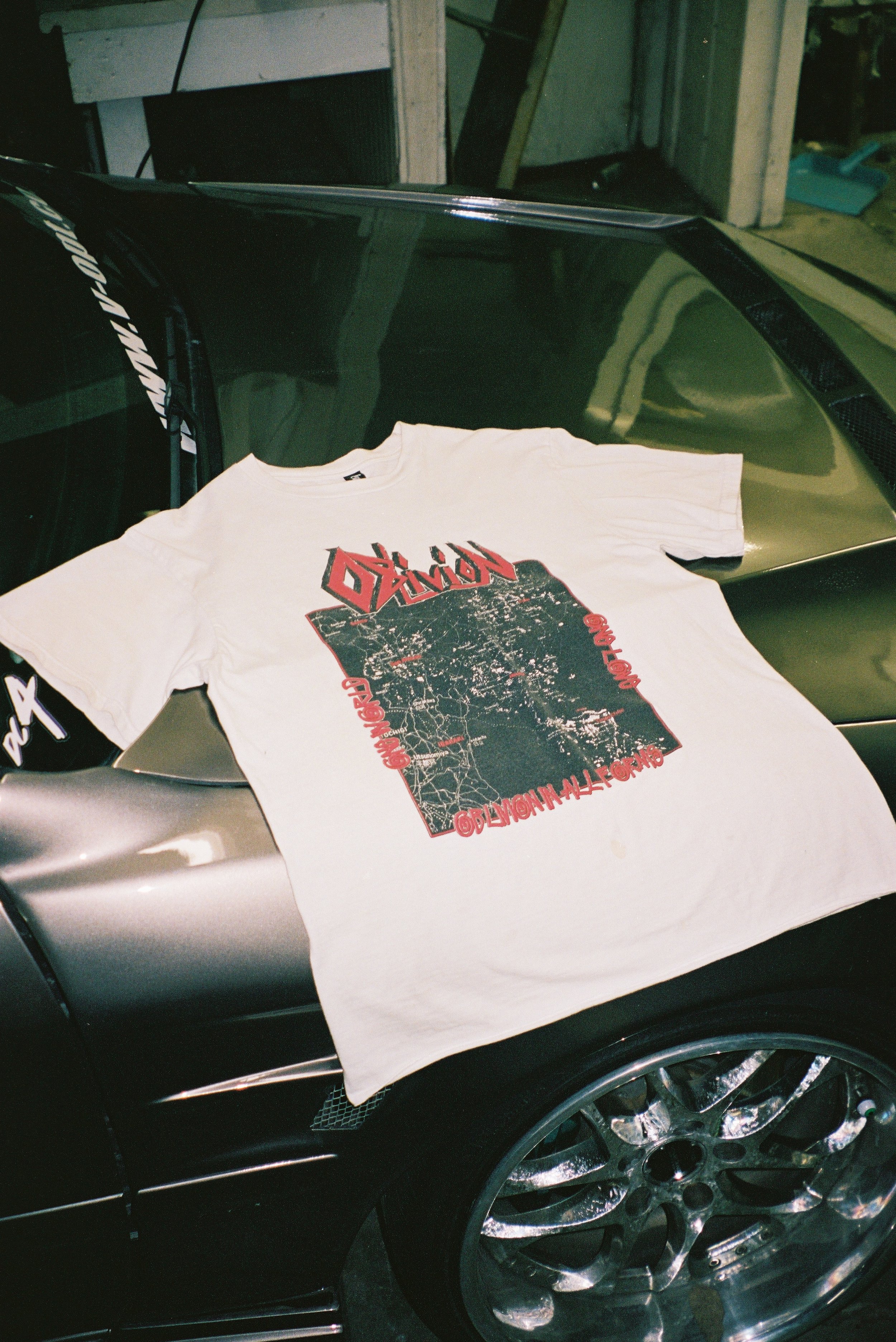 OBLIVION ONE WORLD - TEE