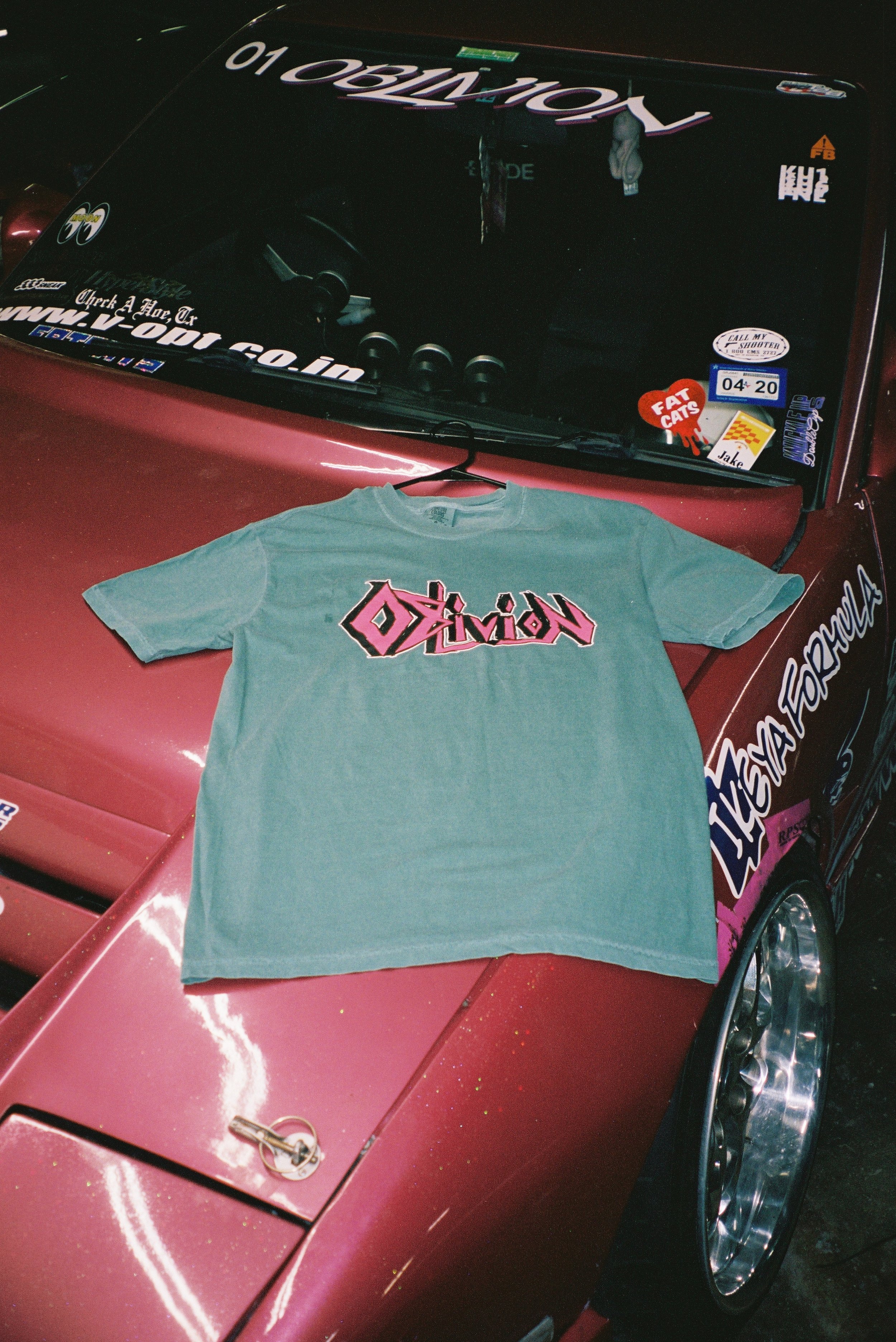 OBLIVION GRAFFITI - TEE