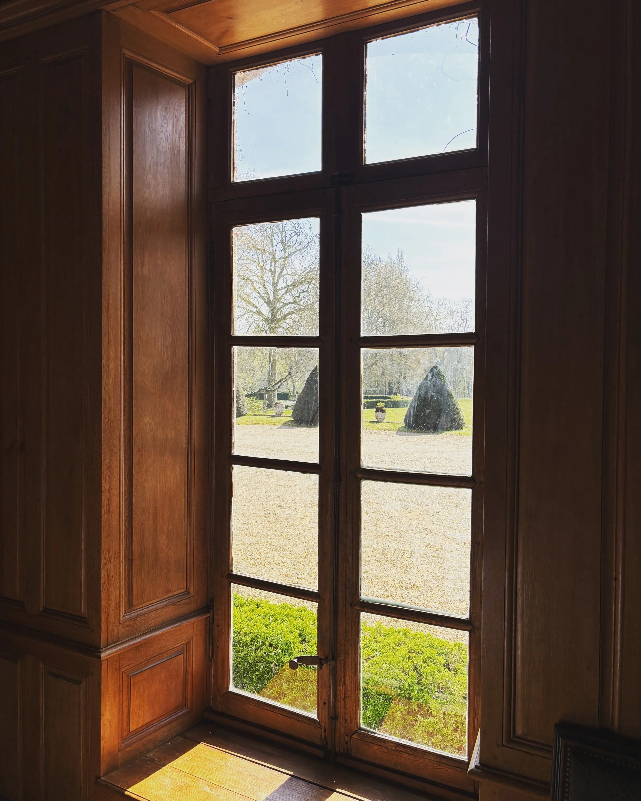 Chantier de prestige en cours... #fenetrebois #fenetreancienne #isolation #restauration #conservation