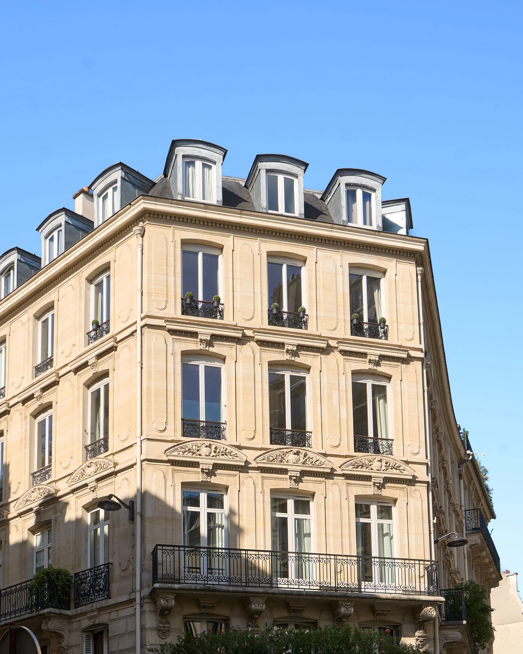 Transformation des fenêtres d'un appartement haussmannien