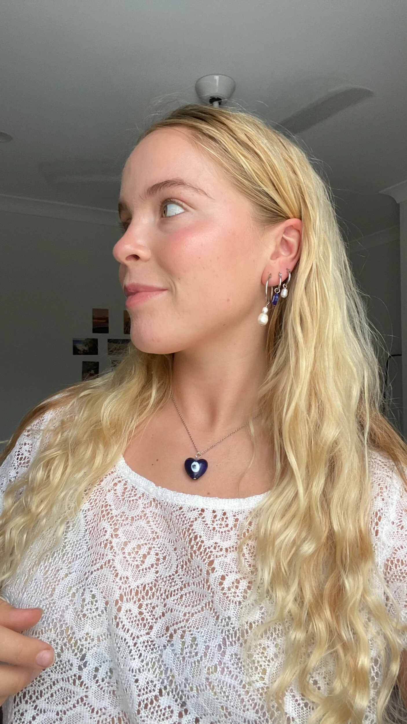 AC6FD91E-DEBF-4154-A792-187A442CB802