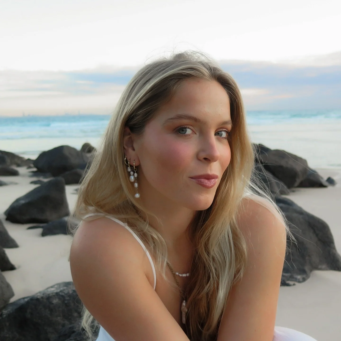 All pieces are selling sooooo quickly so if you have your eye on something, get in fast! ✨

@kaleaearles (me) wearing &ndash;
Mauao Earrings 
Double Pearl Earrings 
Single Pearl Earrings 
Cross Necklace 
Ophelia Necklace